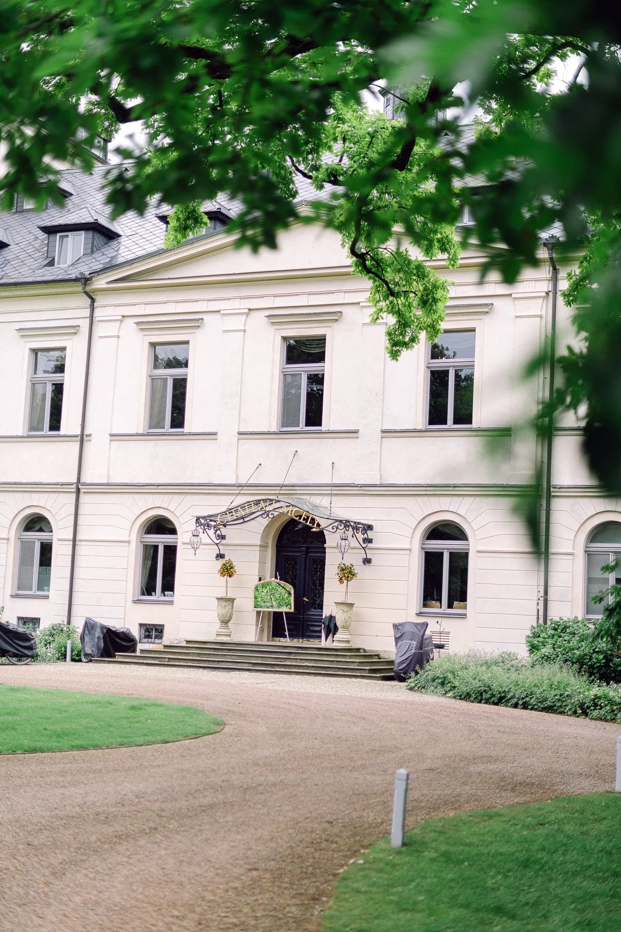 L&O Chateau Mcely-38.jpg