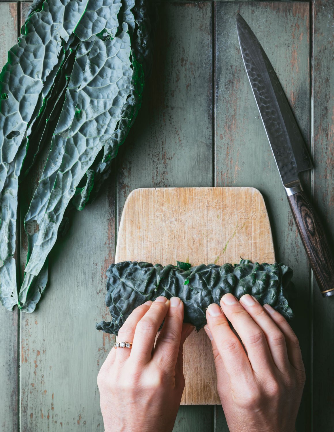 massaged kale salad-3.jpg