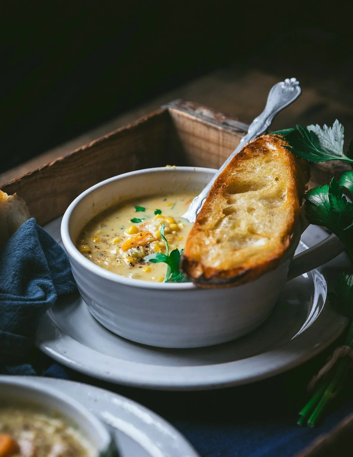 It&rsquo;s officially time to start shamelessly posting cozy soup content! Who&rsquo;s with me? 🧡🍂

First up, Creamy Vegan Corn Chowder! 🌽This baby is one of my all-time faves. Made with cashews in place of heavy cream, it&rsquo;s rich and filling