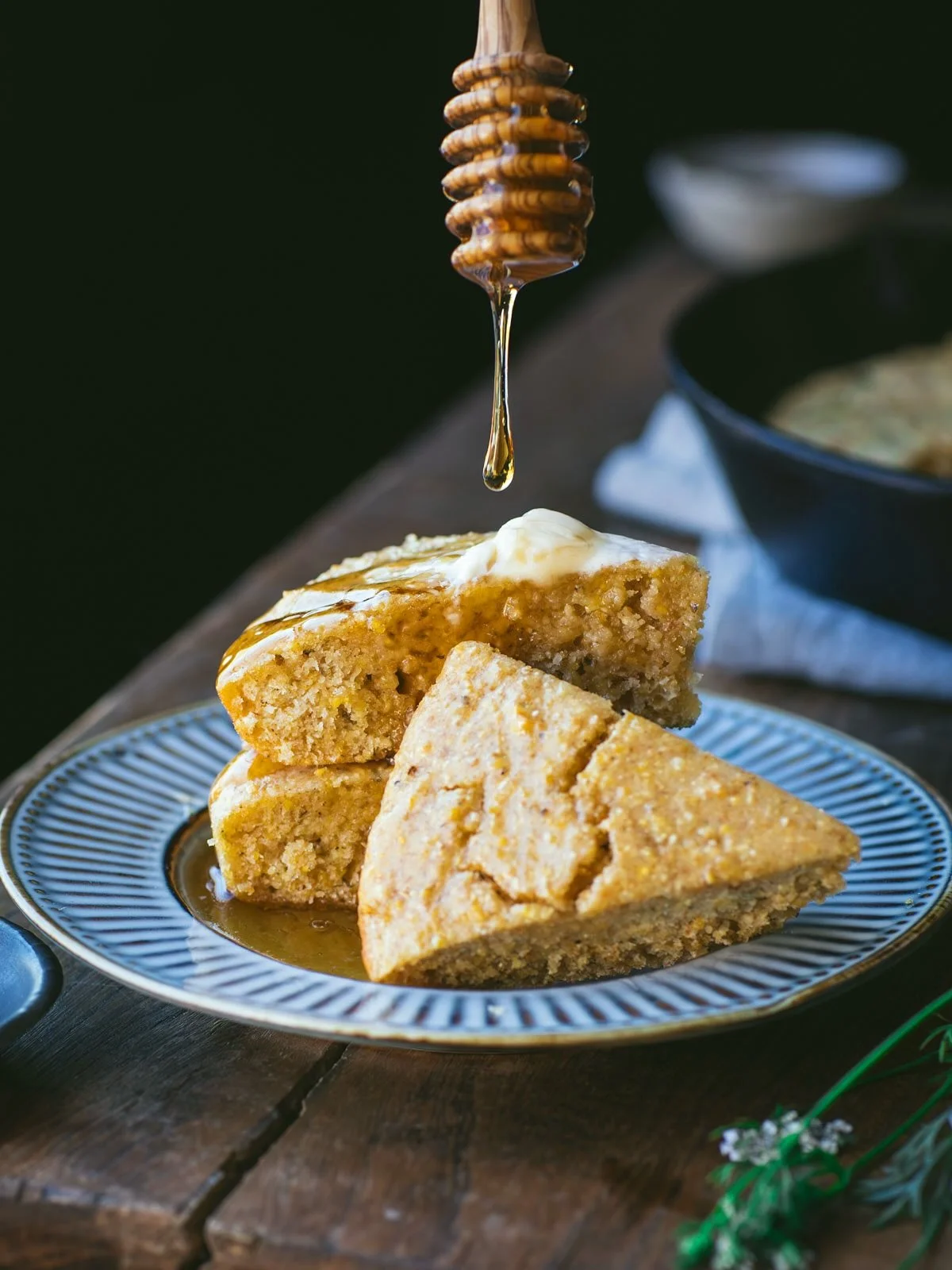 Cornbread, yay or nay? 💛 If you crave a vegan, gluten-free cornbread that&rsquo;s moist, cakey, and easy to make, this recipe will become your go to! 

⭐️ This was one of the first recipes on my blog and it&rsquo;s still the one I reach for when sou
