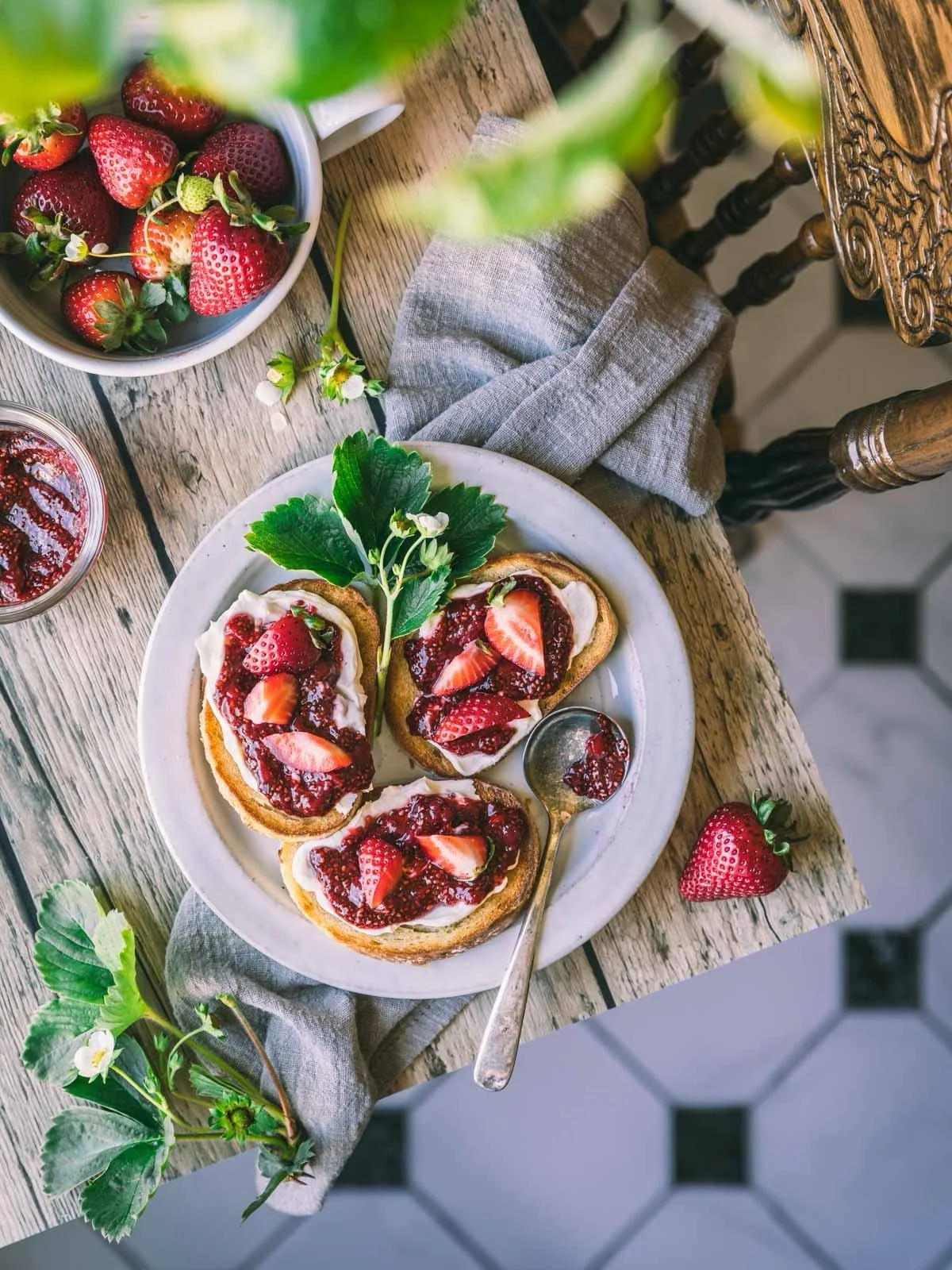 And just like that, it&rsquo;s spring! 🌱 

To celebrate, I started vegetable seeds in the greenhouse. It&rsquo;s just warm enough for them to germinate. 🪴 In two weeks I&rsquo;ll be swooning over my tiny new seedlings! 

How do you enjoy welcoming 
