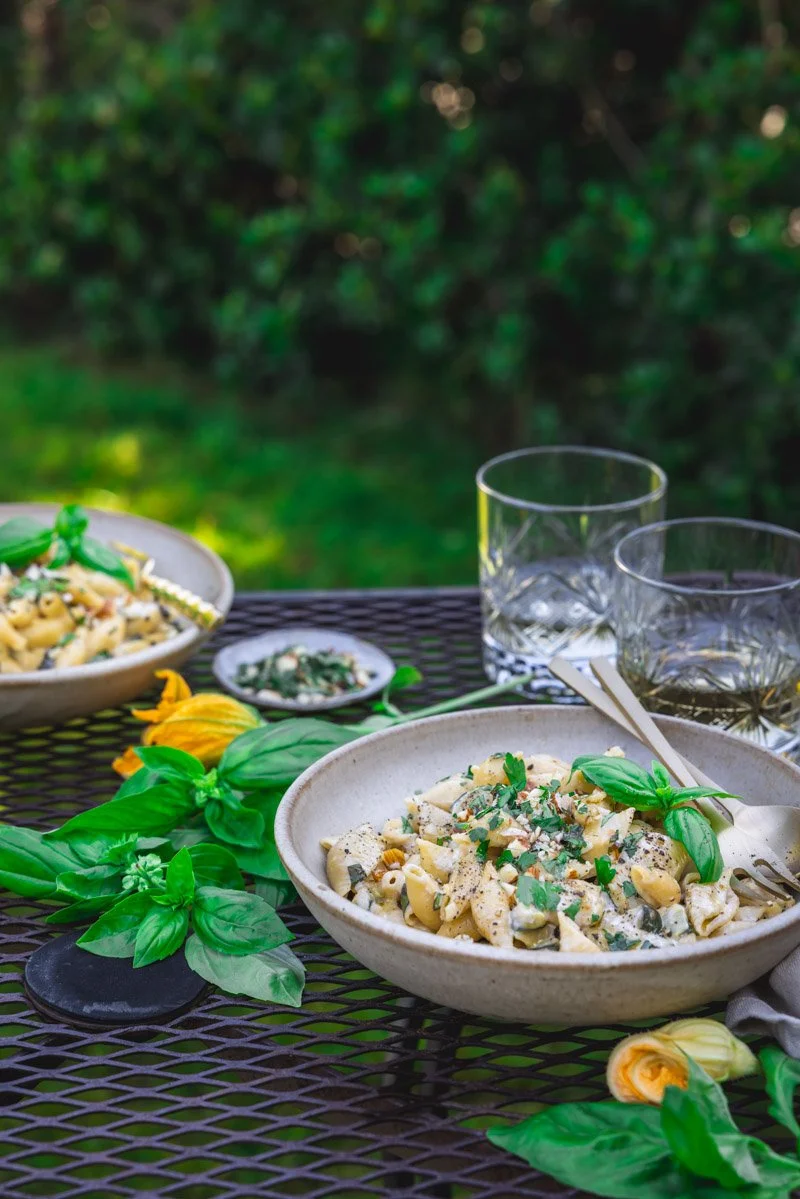 Easy Creamy Zucchini Pasta | Vegan One Pot Recipe