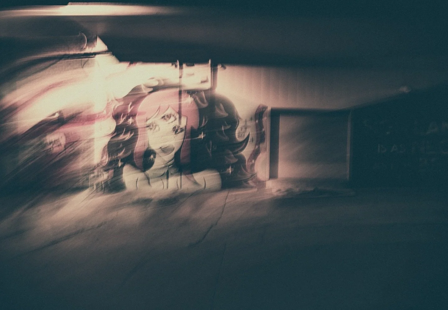 I ran back to OKC for a couple shoots. Should I post my photos here? Or on my stories? I don&rsquo;t understand the #internet 

Anyways here&rsquo;s a few from one of my favorite venues in the country. @hipcatscience at @resonant_head