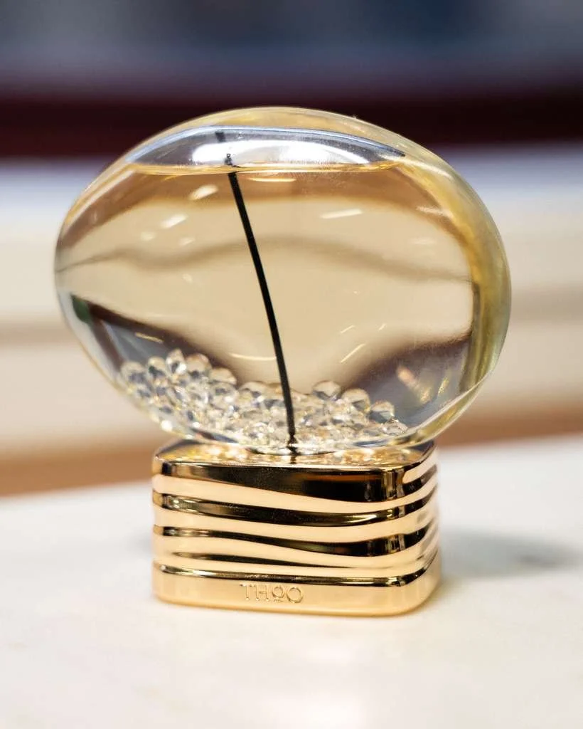 Pure Diamond by THoO: Subtlety as Seduction