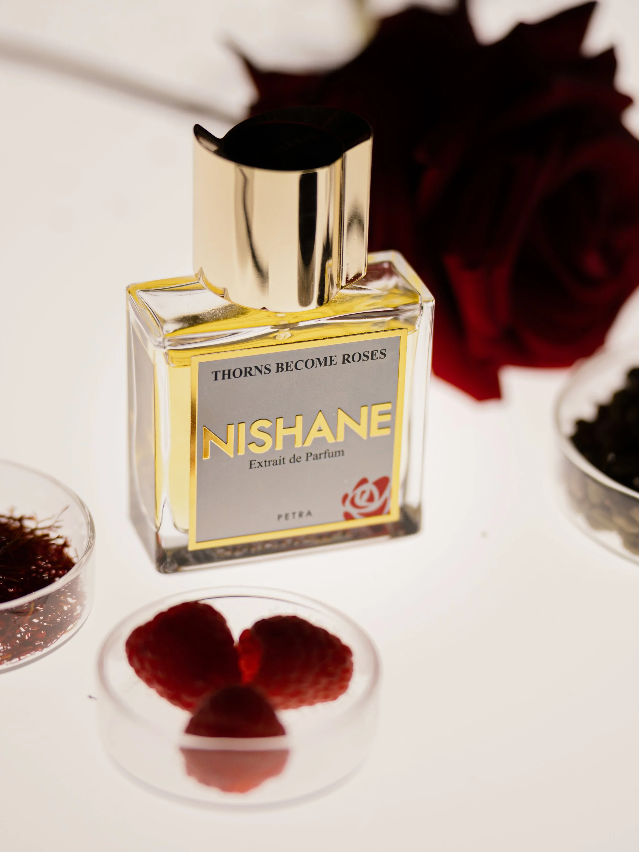 Nishane Thorns Become Roses.png