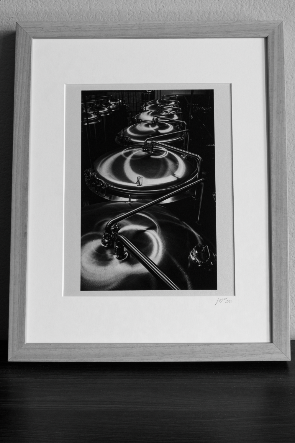 Hahnemühle Photo Rag Baryta Metallic coating 100% Cotton. Nielsen natural wood frame hand assembled 11" by 14". Picture size 8" by 10".