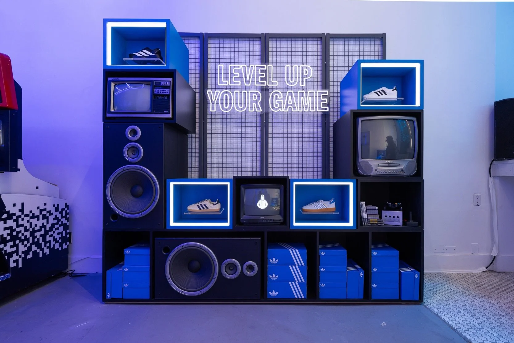 SoHo stayed in rotation. 🔄

For the adidas x Foot Locker &ldquo;Stay in Rotation&rdquo; campaign, we transformed a raw New York retail space into a high-energy, throwback arcade experience inspired by sneaker culture, music and gaming.

The build fe