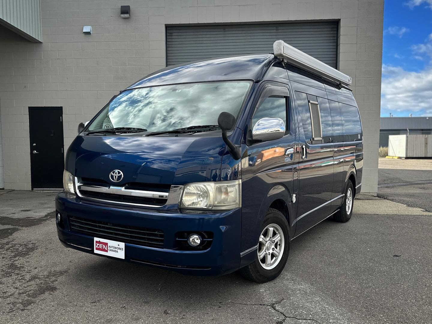 &lsquo;05 Toyota Hiace Camper 

93,000km
2TR-FE Petrol with RWD

Purchased out of Japanese dealer auctions for a Calgary couple that will take it around the perimeter of the USA next year. Awesome! 

______________________
FOR MORE INFORMATION
Call 4