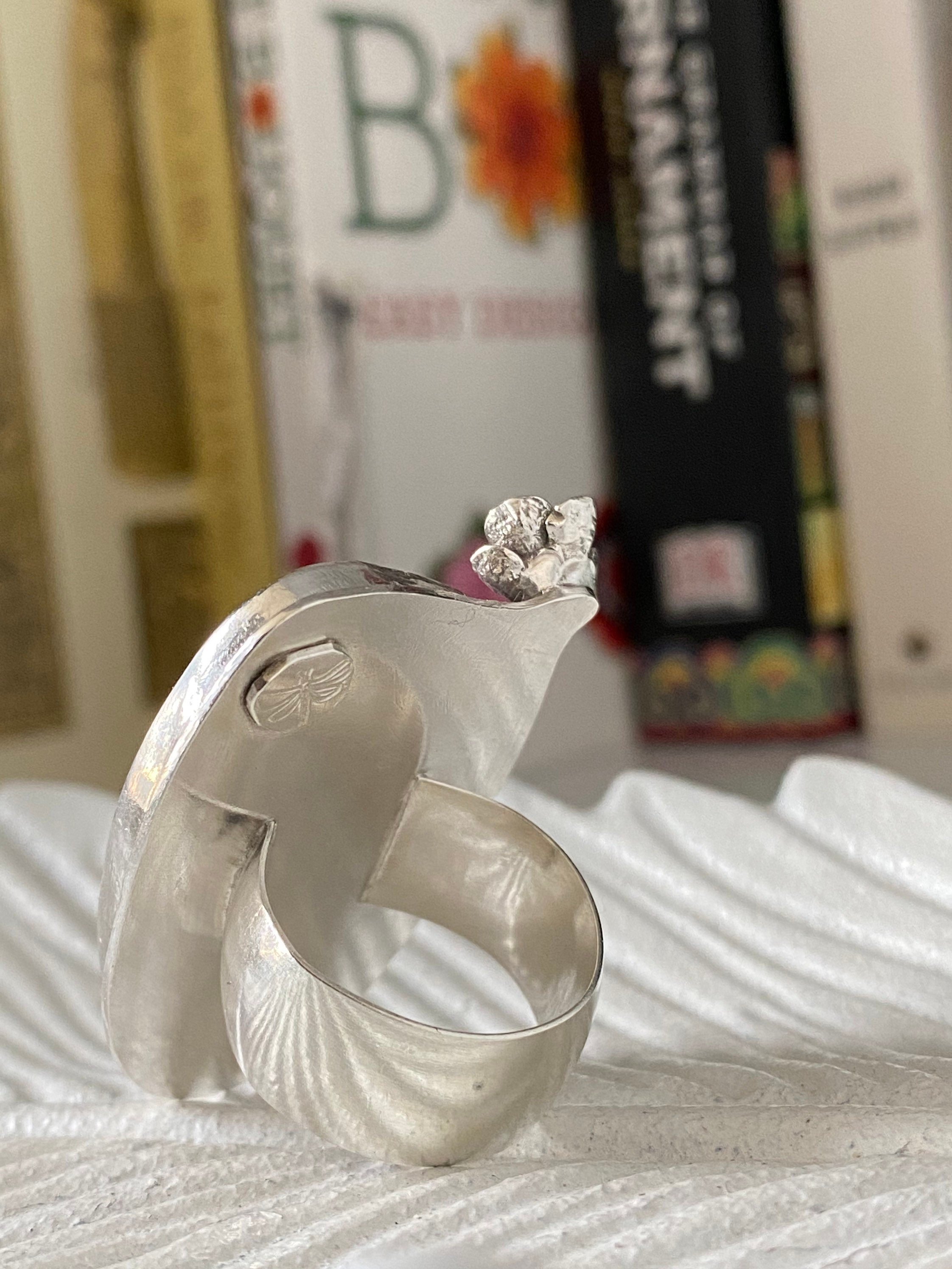 https://i.etsystatic.com/8548745/r/il/3e56be/2601715632/il_fullxfull.2601715632_8p5r.jpg