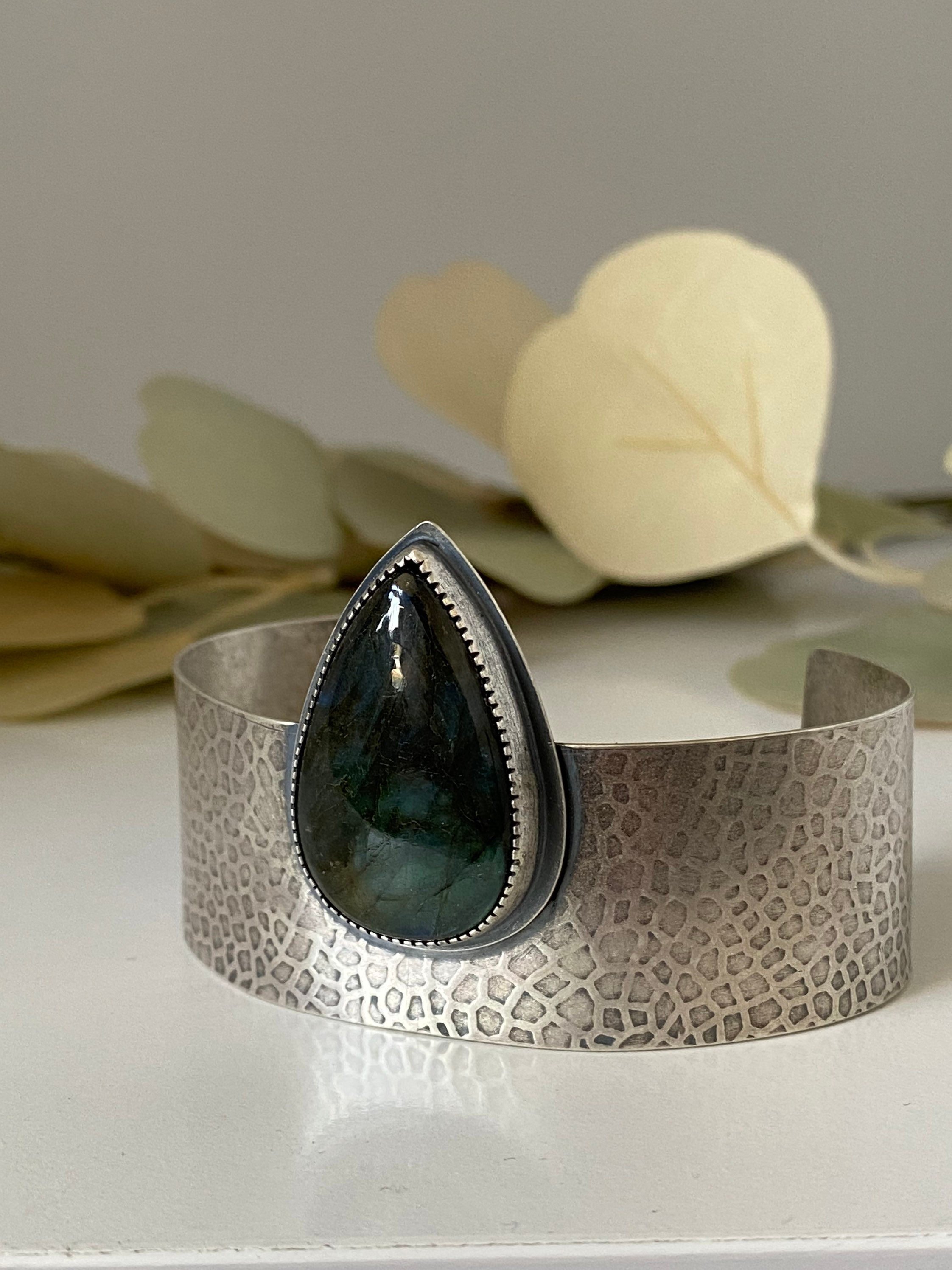 https://i.etsystatic.com/8548745/r/il/85438a/3449708987/il_fullxfull.3449708987_suw6.jpg