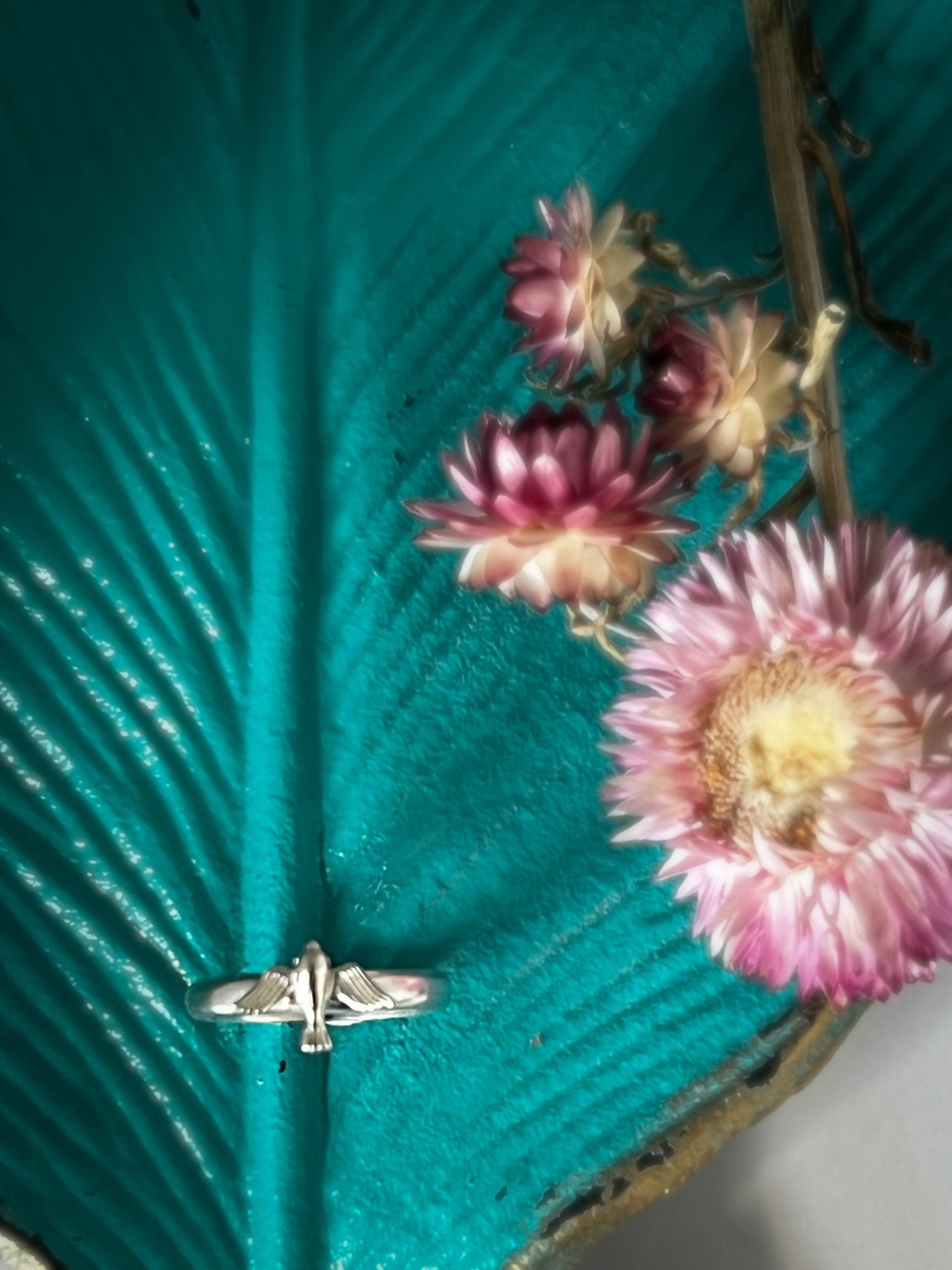 https://i.etsystatic.com/8548745/r/il/9fc5de/3984297133/il_fullxfull.3984297133_kv63.jpg
