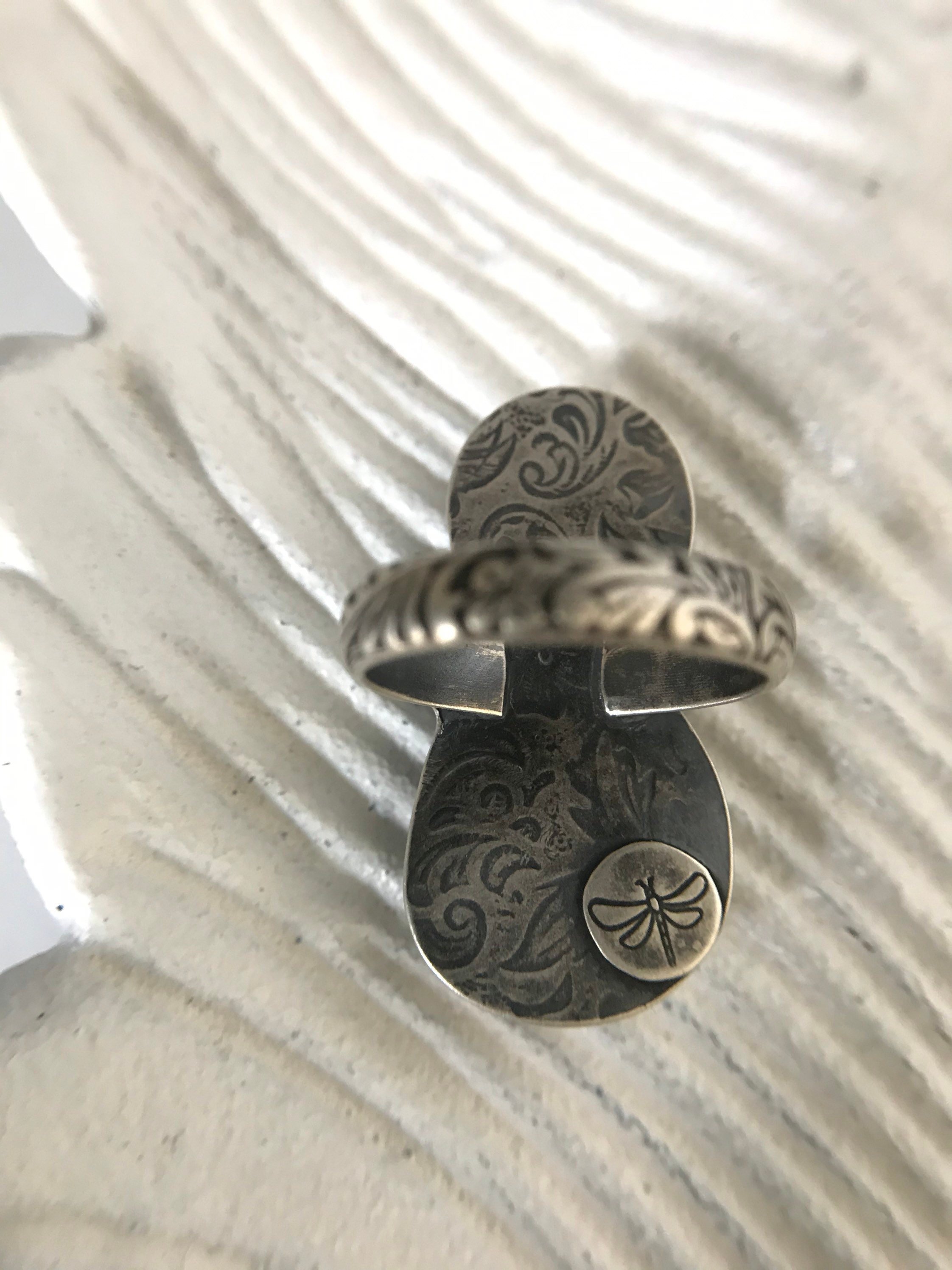 https://i.etsystatic.com/8548745/r/il/4f5c8e/2598600607/il_fullxfull.2598600607_i722.jpg