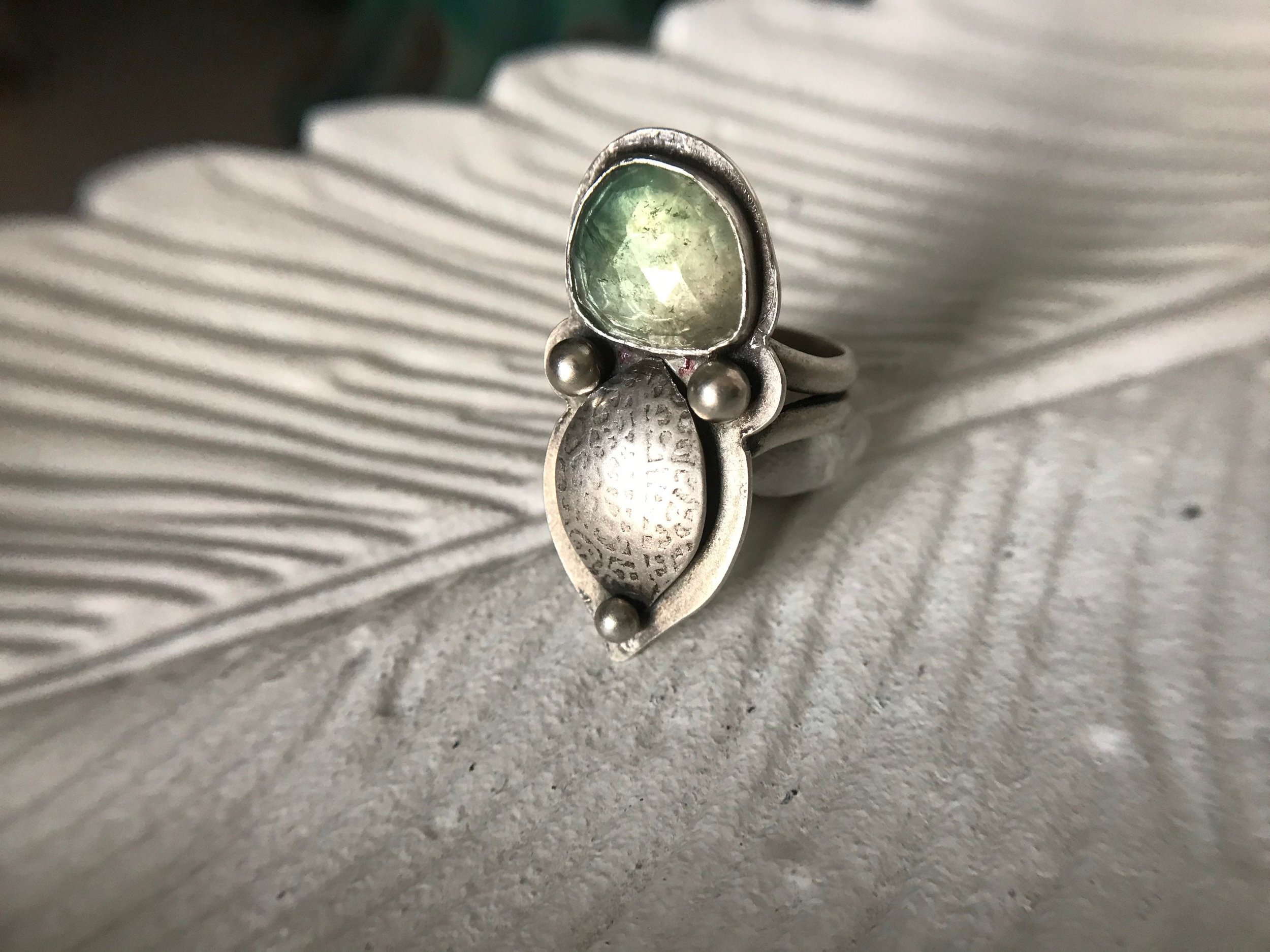 https://i.etsystatic.com/8548745/r/il/712f58/2556871717/il_fullxfull.2556871717_alnu.jpg