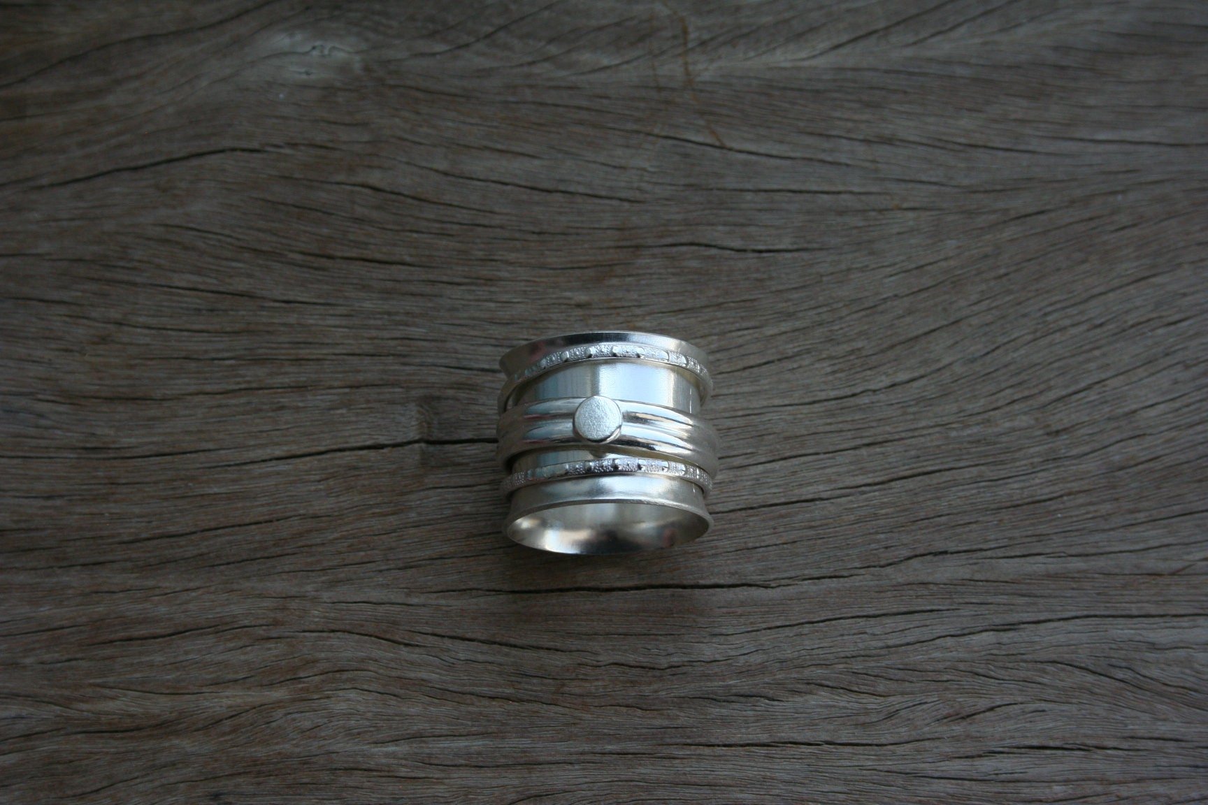 https://i.etsystatic.com/8548745/r/il/2aeaa8/3341553003/il_fullxfull.3341553003_tldj.jpg