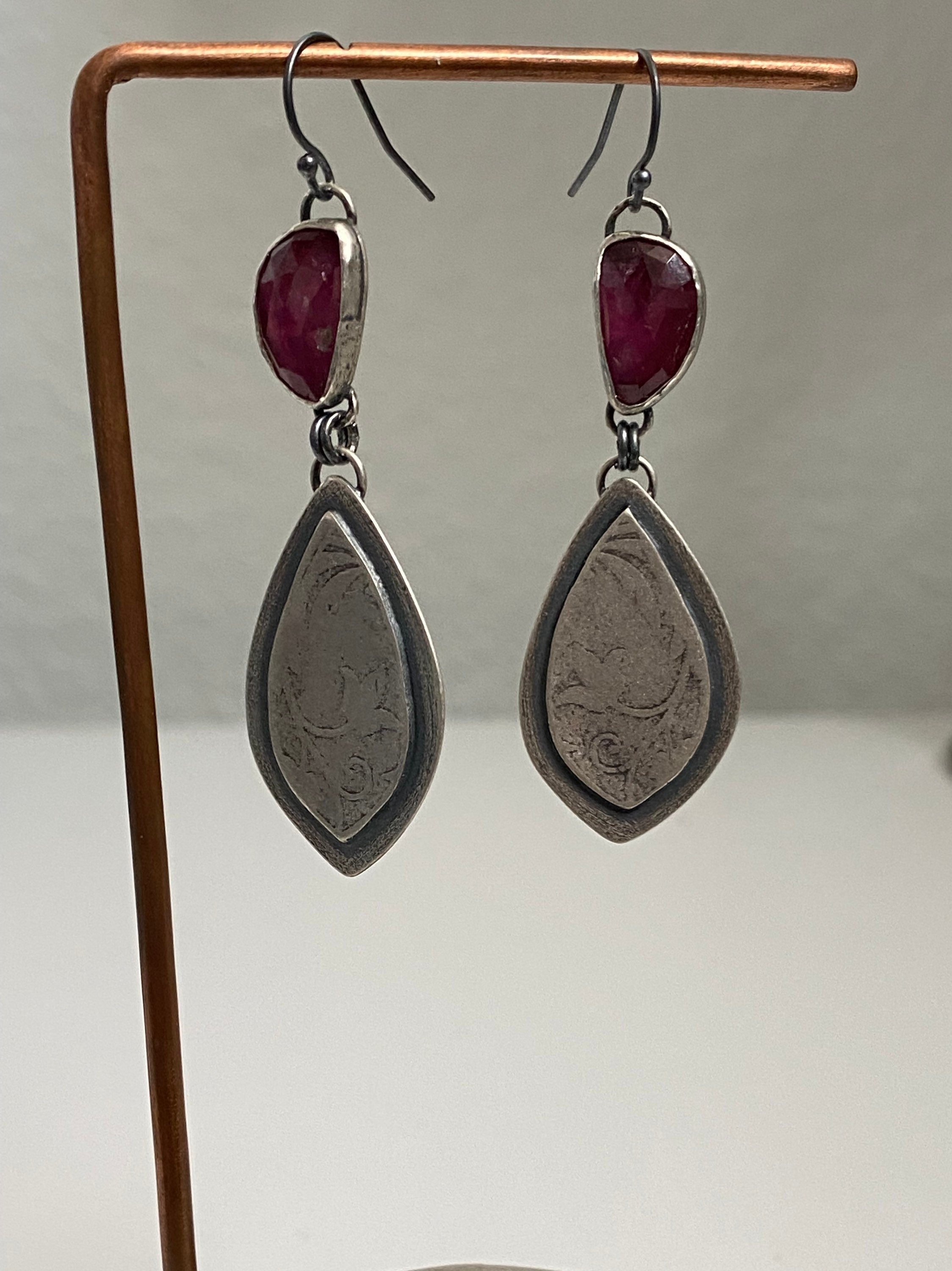 https://i.etsystatic.com/8548745/r/il/083b6c/3273346091/il_fullxfull.3273346091_pey8.jpg