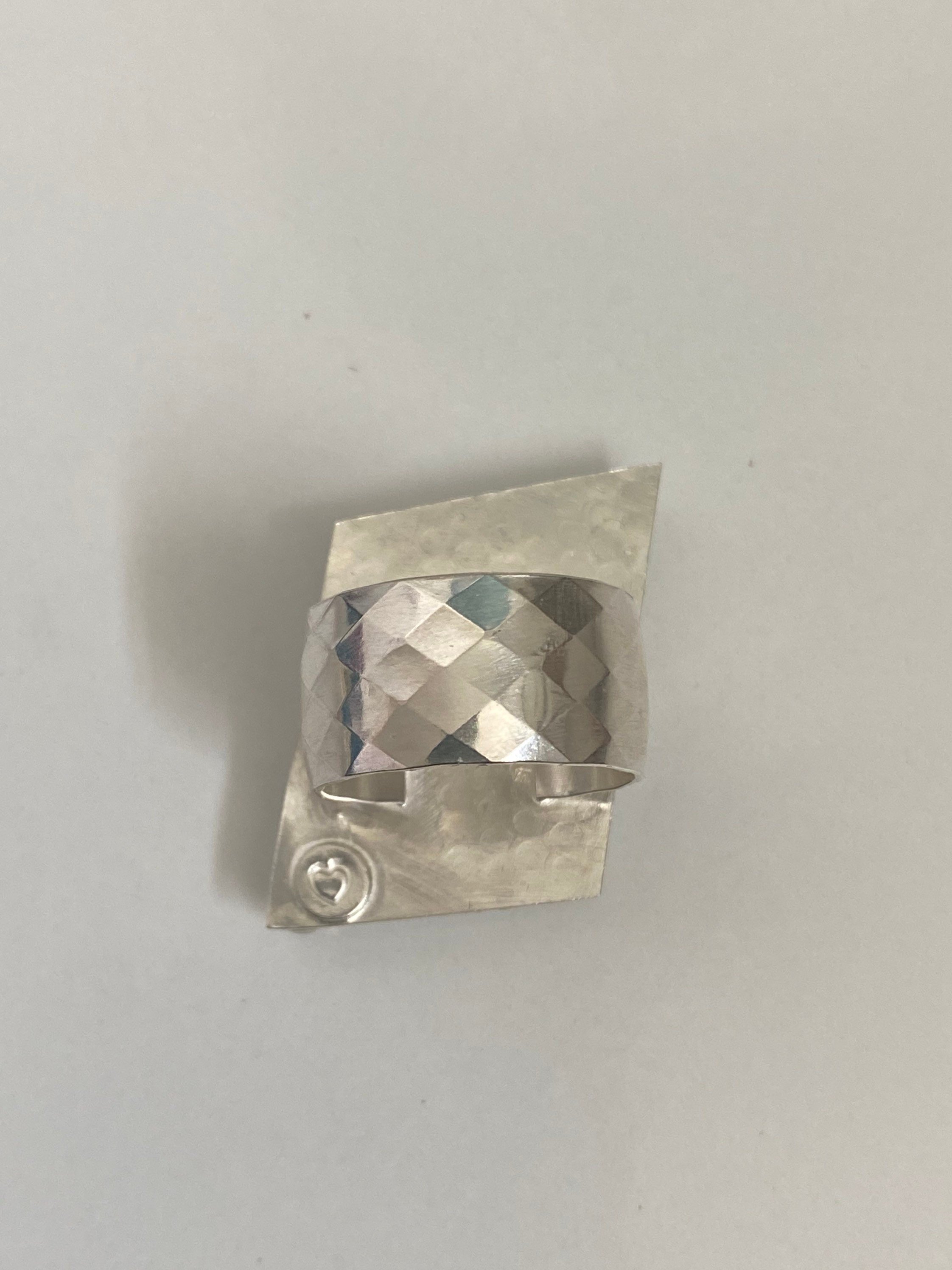 https://i.etsystatic.com/8548745/r/il/aed35b/3225565332/il_fullxfull.3225565332_n3tn.jpg