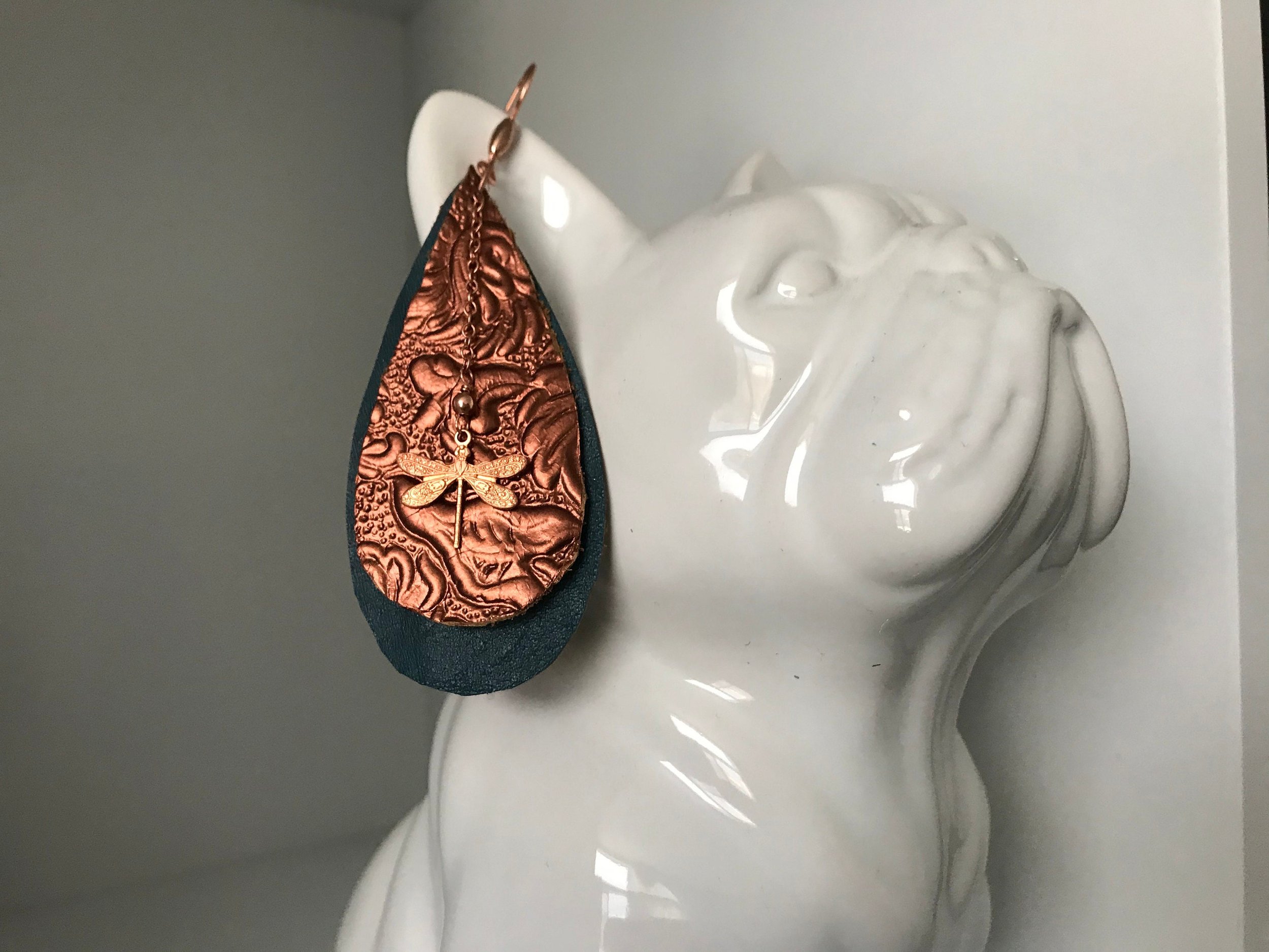https://i.etsystatic.com/8548745/r/il/29a803/2088872066/il_fullxfull.2088872066_jpx2.jpg