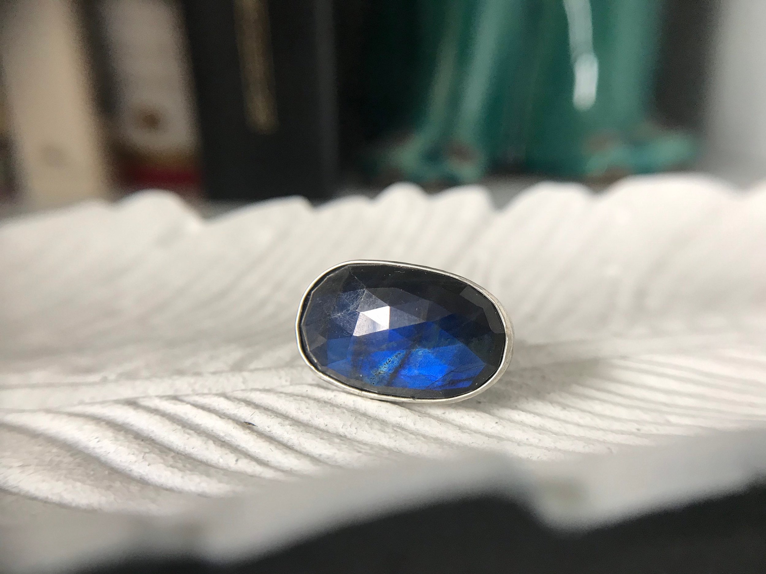 https://i.etsystatic.com/8548745/r/il/36e62b/2600830383/il_fullxfull.2600830383_2j6r.jpg