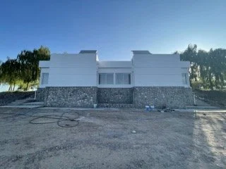 IMG_4645 2 Small.jpeg