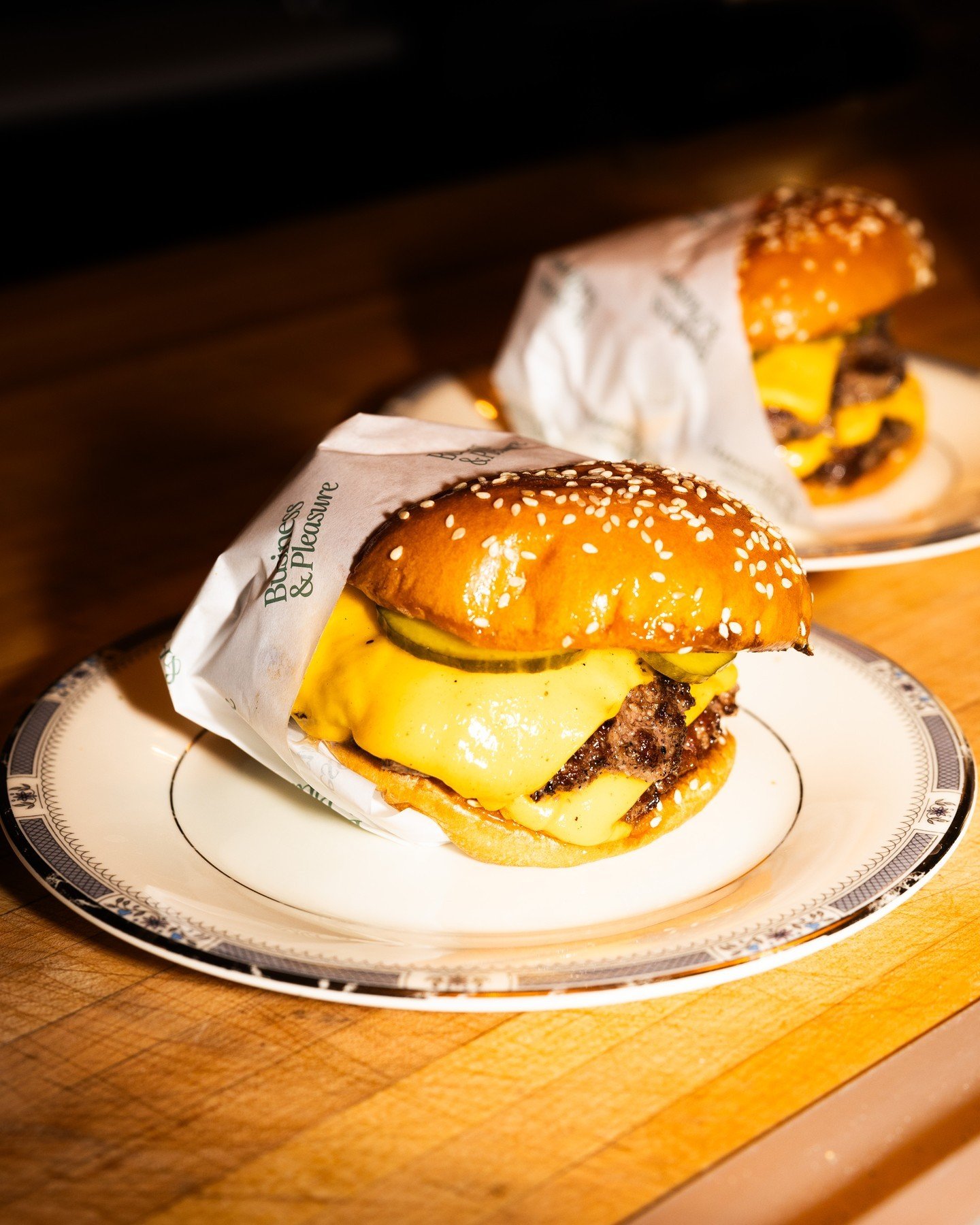Sometimes it's as simple a a perfect smashburger and a cocktail. Actually, it's always that simple.

Wed - Thurs / 5pm - 11pm
Fri / 5pm - Midnight
Sat / 4pm - Midnight
Sun / 4pm - 10pm

#itsbusinessandpleasure #rightthisway #backalleybar #yyceats #ca