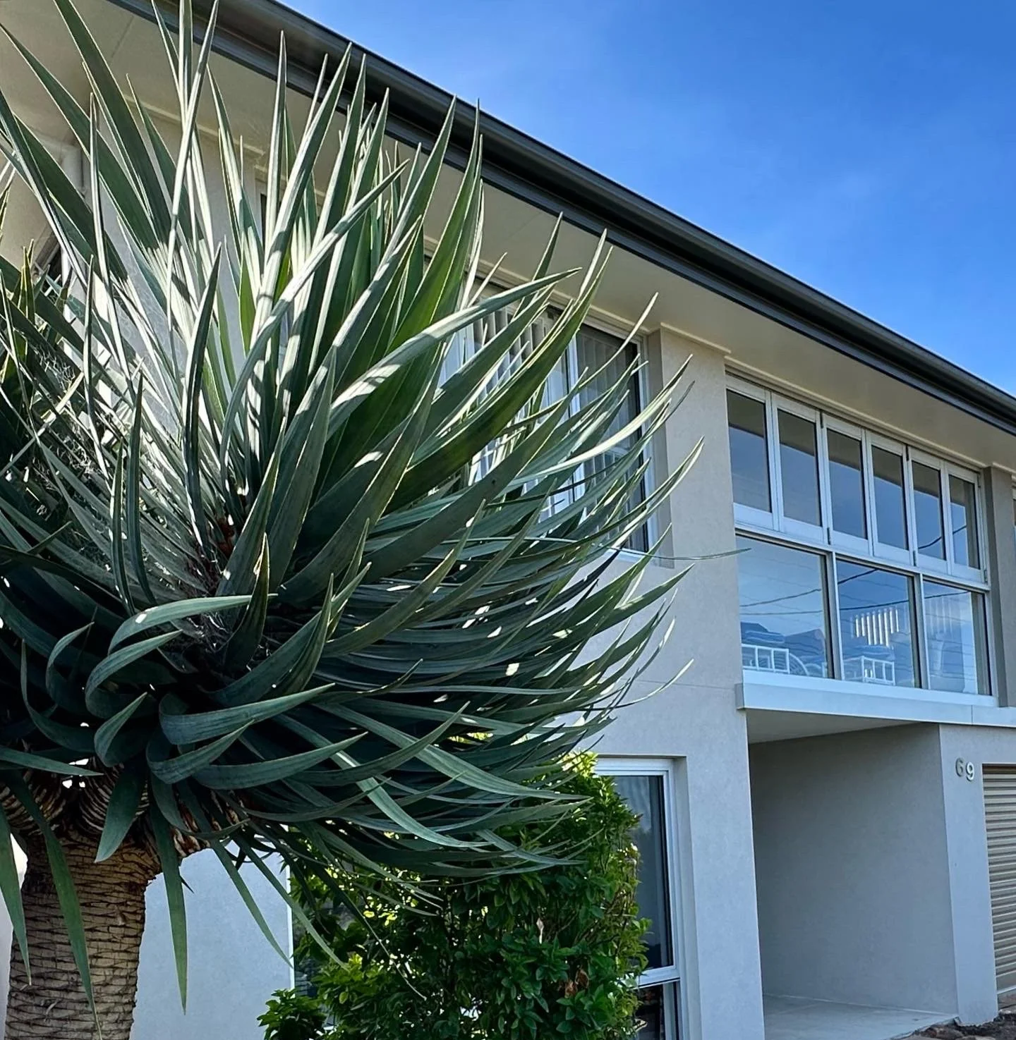 KALAKAU AVE.

Welcome to Kalakau Ave. - where a remarkable two-story transformation unfolds. This extensive project encompasses a full-scale interior & exterior renovation, addressing salt-damaged windows, installing a Colorbond Ultra re-roof & updat