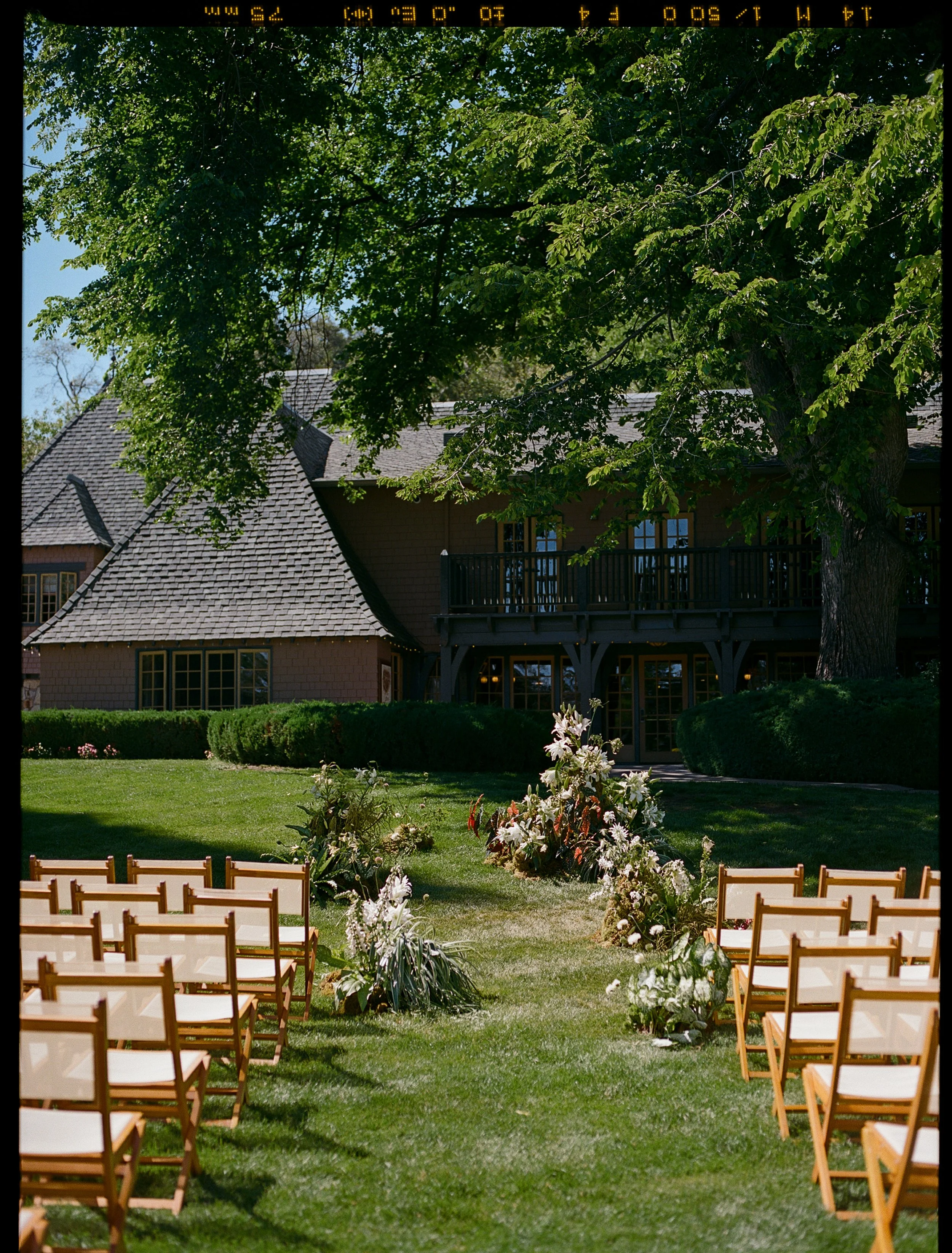16_kelseycowley_derek&brett_wedding_saturday.jpg