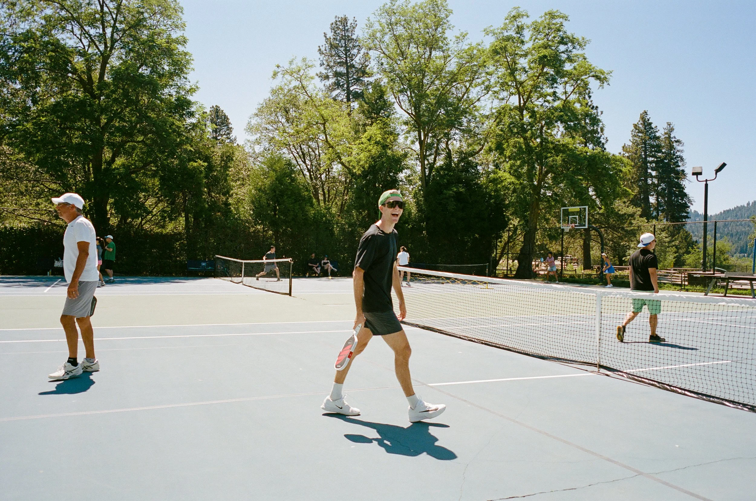 7_kelseycowley_derek&brett_pool_saturday.jpg