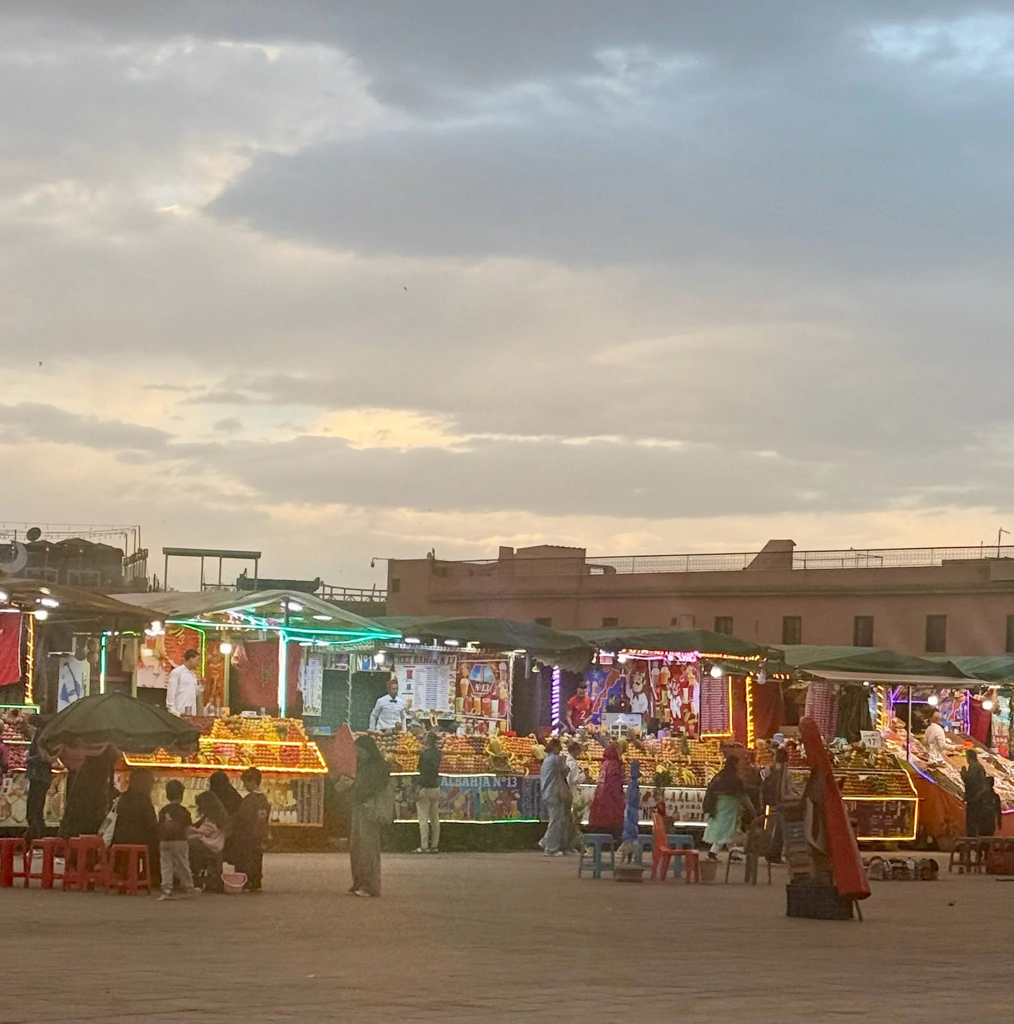 Jemaa El-Fnaa at dusk