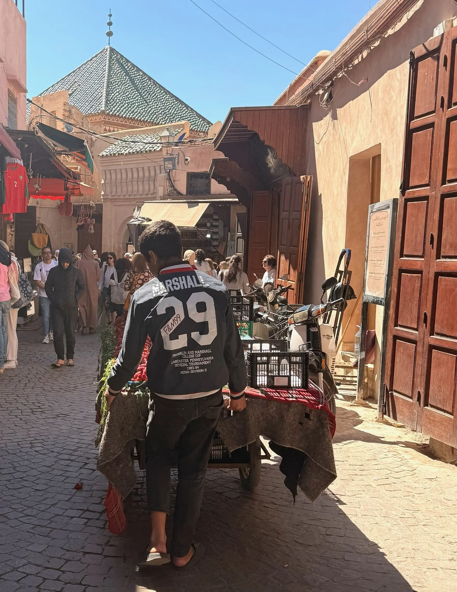 Wares by wheelbarrow .. 