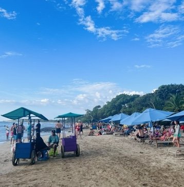 The public beach at Lola's