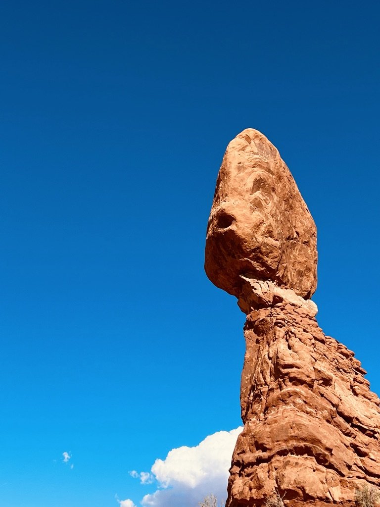 Natural sculpture on the Balanced Rock trail