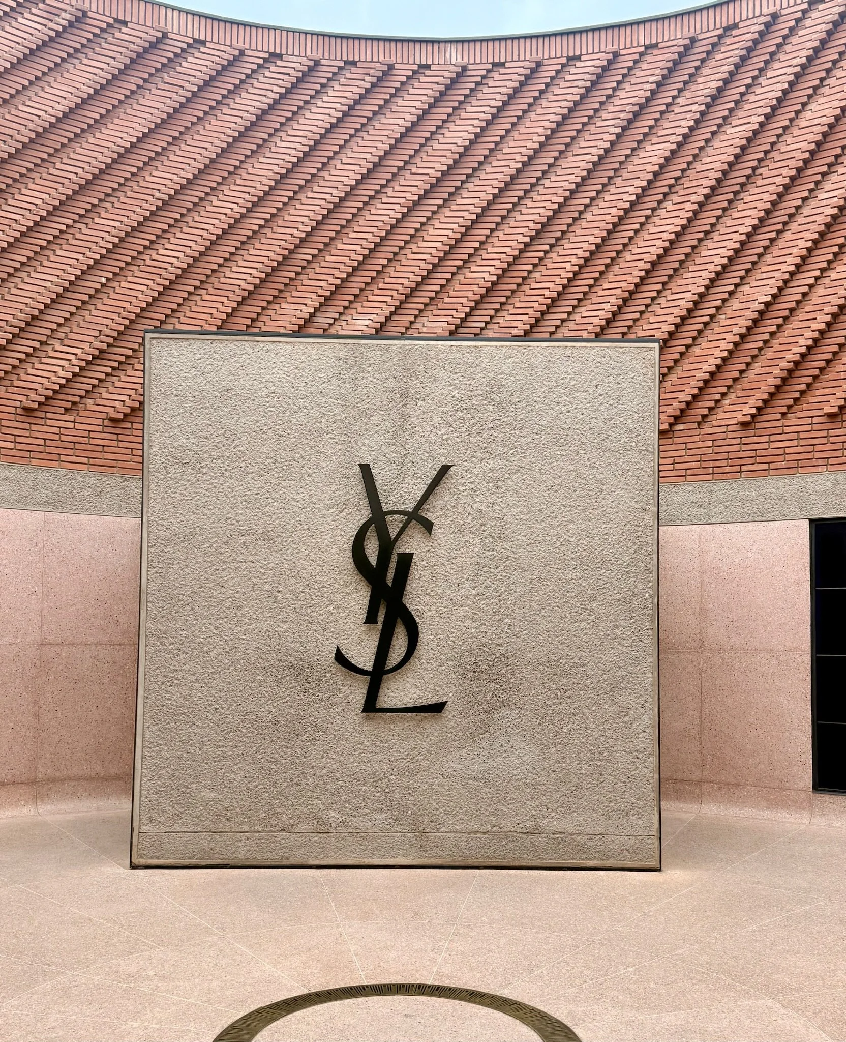 The YSL Museum in Jardin Majorelle (book in advance!)