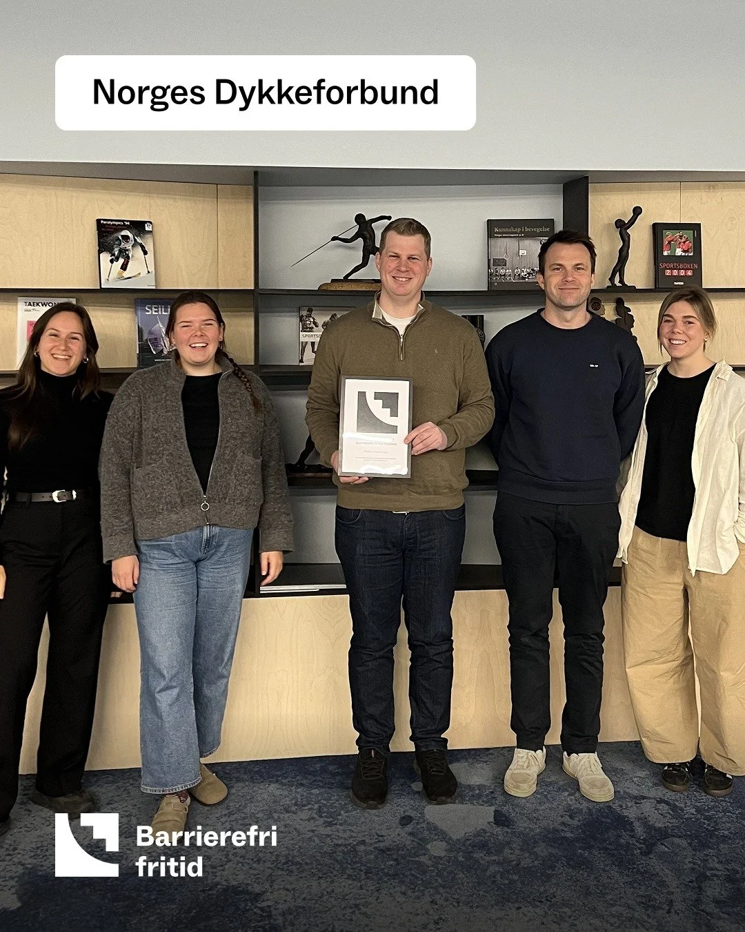 Vi er s&aring; glade for at Norges Dykkeforbund har blitt sertifisert og n&aring; er en del av Barrierefri fritid! Gratulerer med tildeling av inkluderingsmerket⭐

Norges Dykkeforbund (NDF) er s&aelig;rforbundet for dykking i Norge. De jobber for &ar