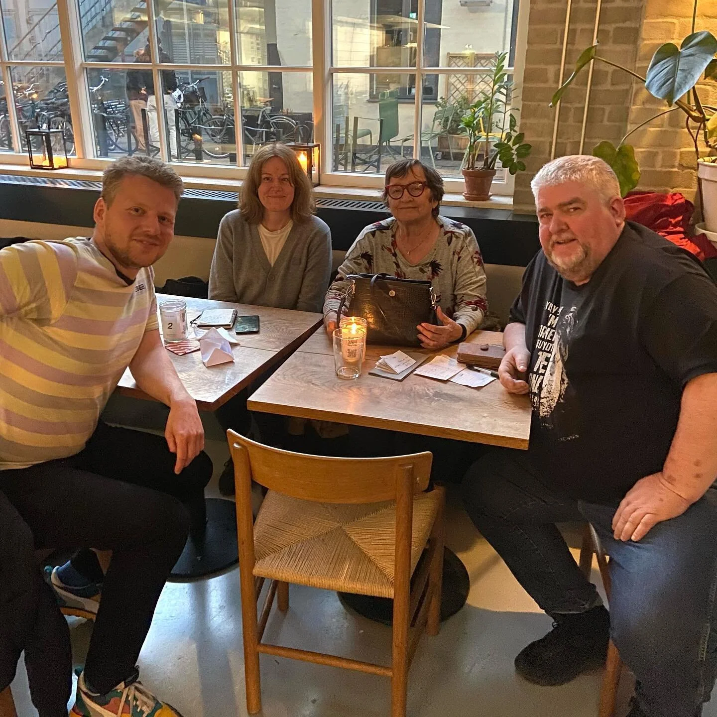 week 17 winners at @bruscph - 🥇Herman&rsquo;s Extra Klown 🥈Jojo Vibes! 🥉N&oslash;rrebros ➗Ask Anna (photo on file) 🃏Quartet - this quiz brought to you by 🍌banana casserole🍌