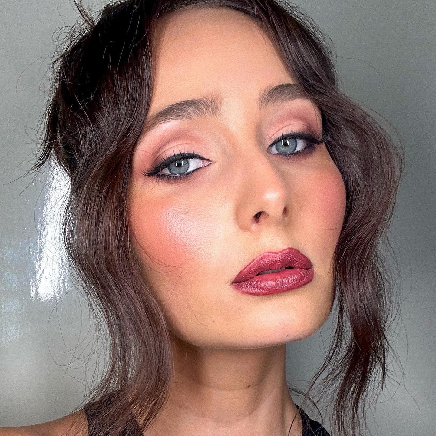 Still obsessing over this plum toned look using my fav @patricktabeauty products on my girl @brittanyhanchard @skincarewithbrittanyh ❤️&zwj;🔥

We met 7 years ago in our MAC days and at first she tried not to like me but by the end of my first day we