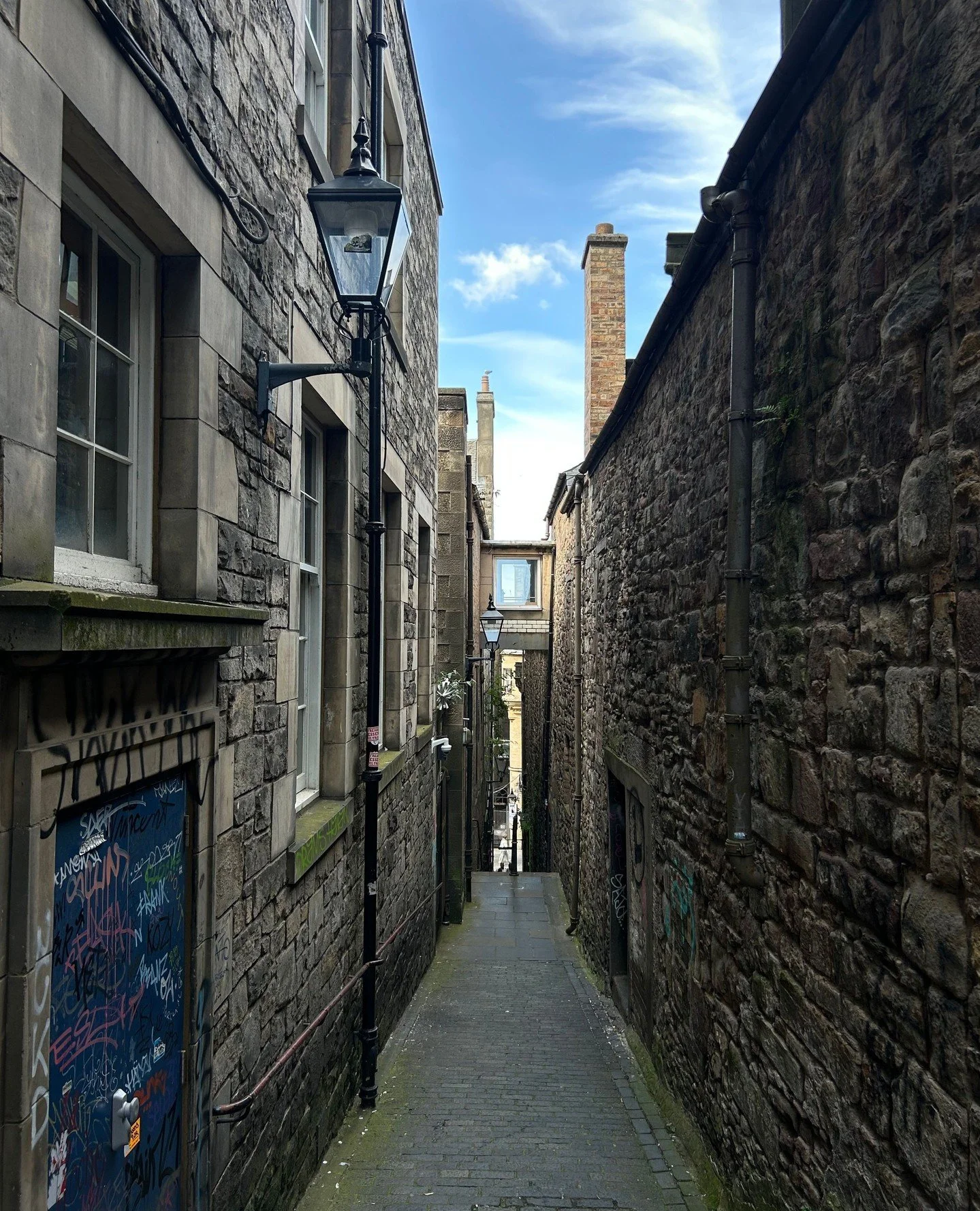 Spooky season is here, and #Edinburgh is the place to be 🎃 👻