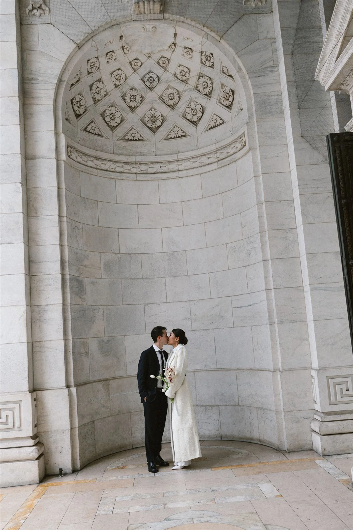 Sneak T+M-33_websize.jpg