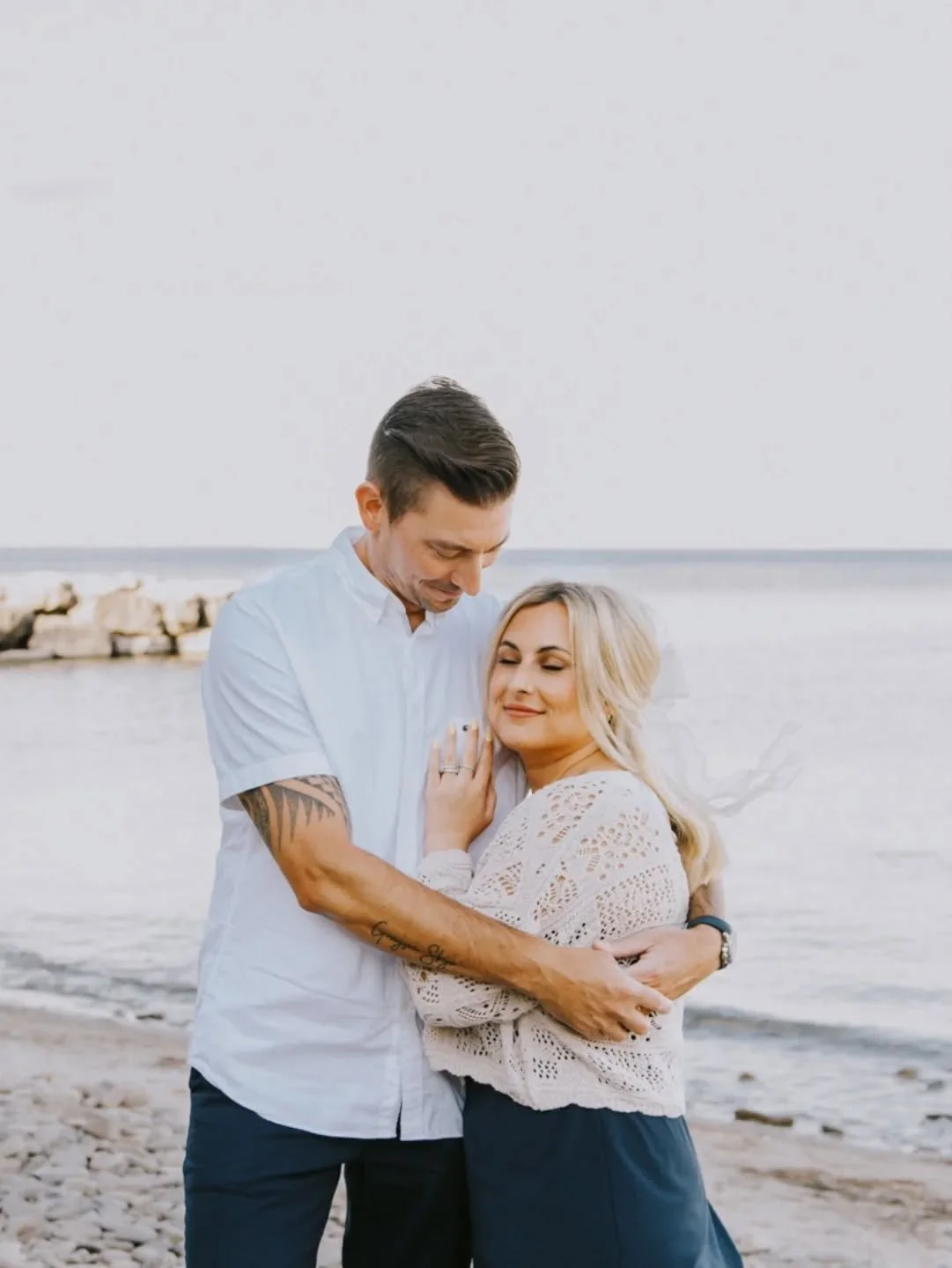 Because mom and dad need an updated photo together too...
I always make sure to get photos of you and your partner during family sessions. So many parents say they haven't had a photo together since they got married! Let's change that.
🤍
Oakville