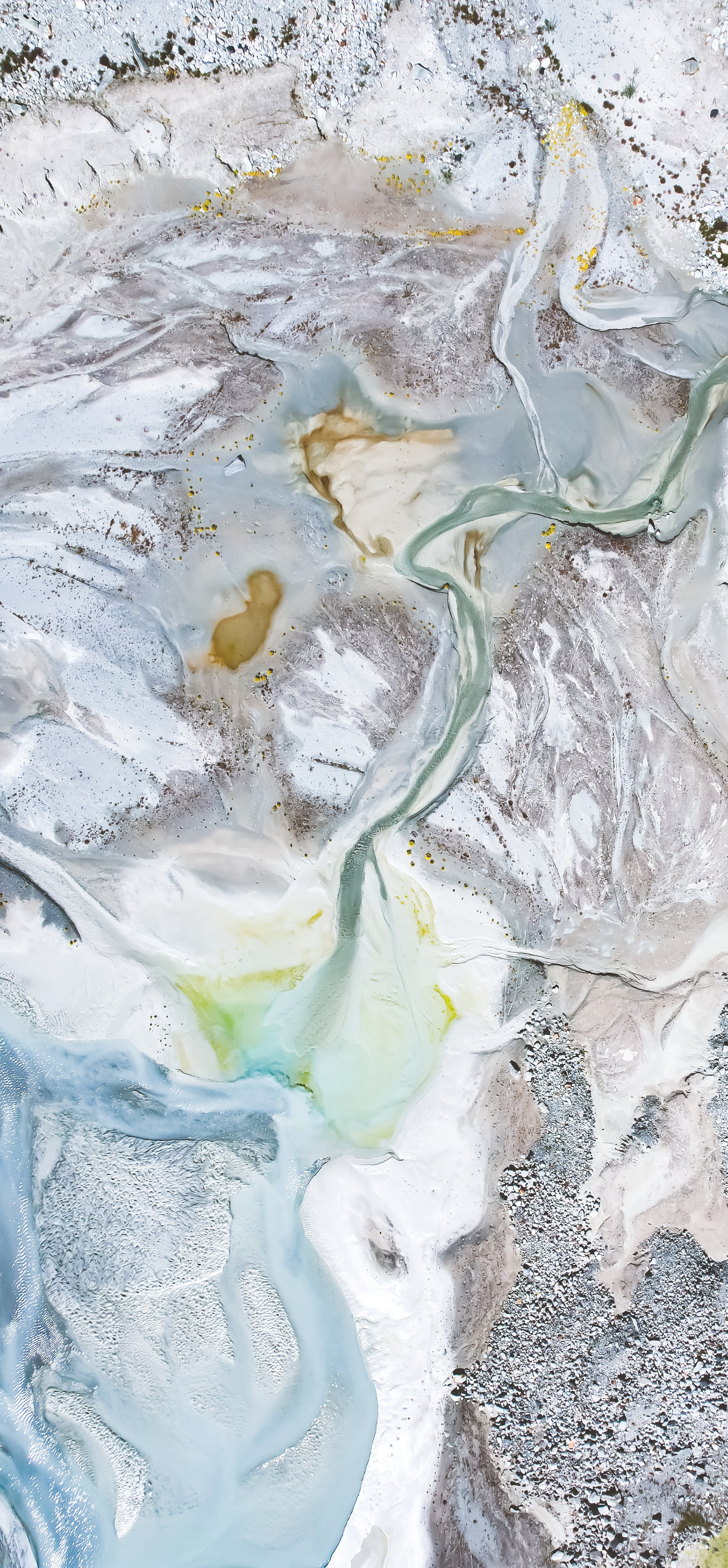 vertical_65x140cm_ArtforImpact_so+far%2C+but+yet+so+close+-+Zmuttgletscher+ZRiver+II+2.jpg