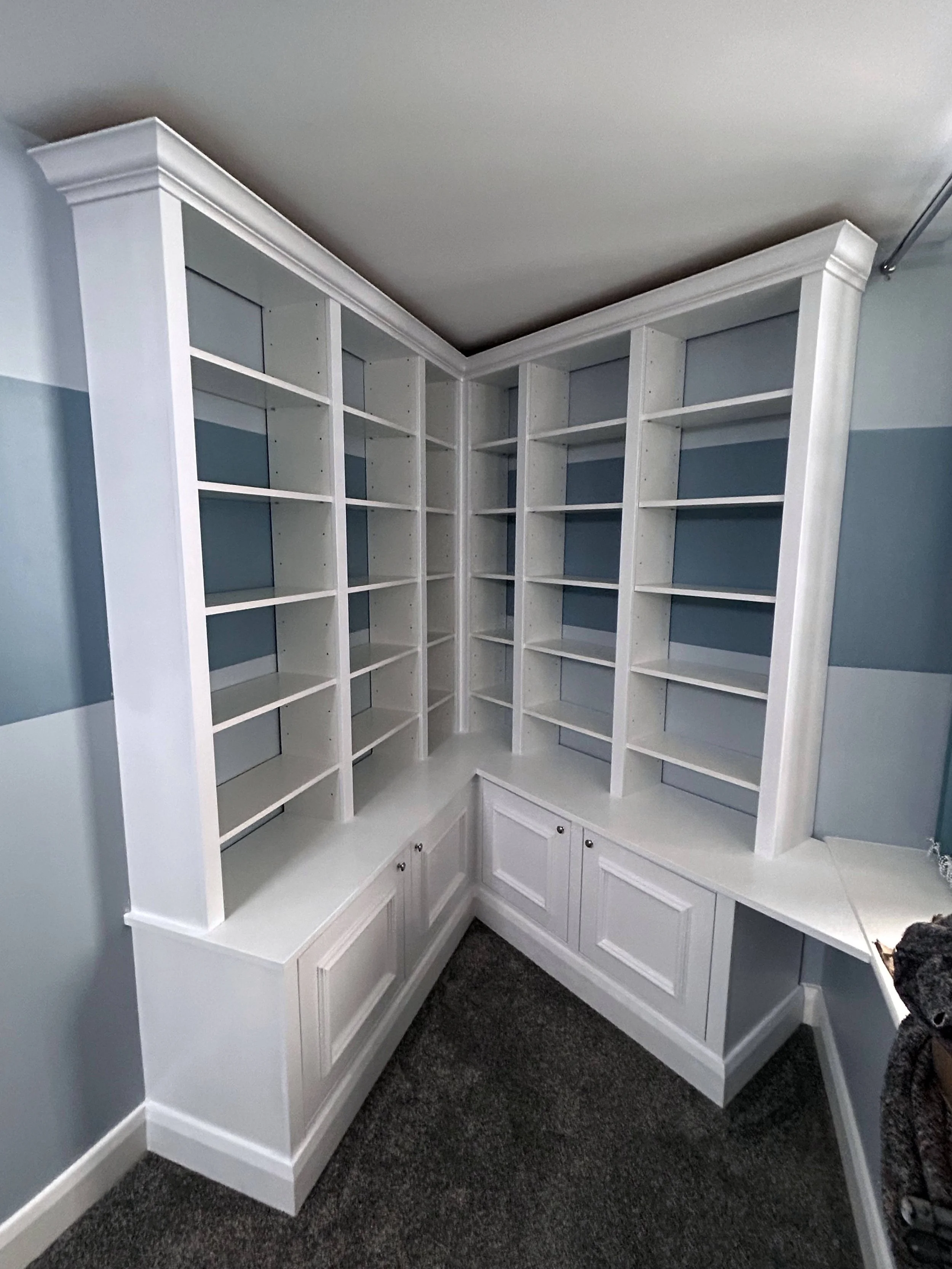 Dresser in Cardiff bay