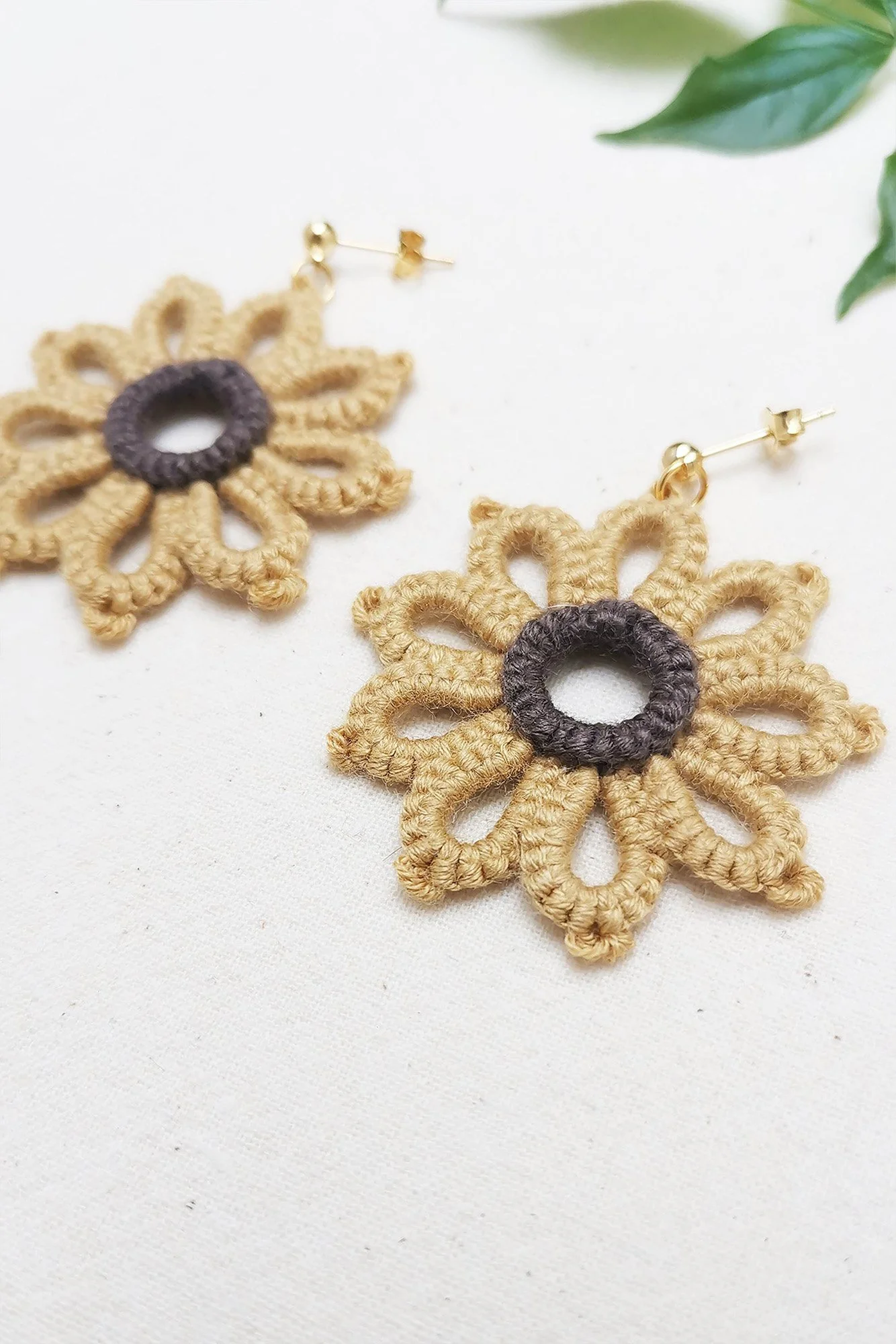 Retro Aesthetic Handmade Sunflower Earrings