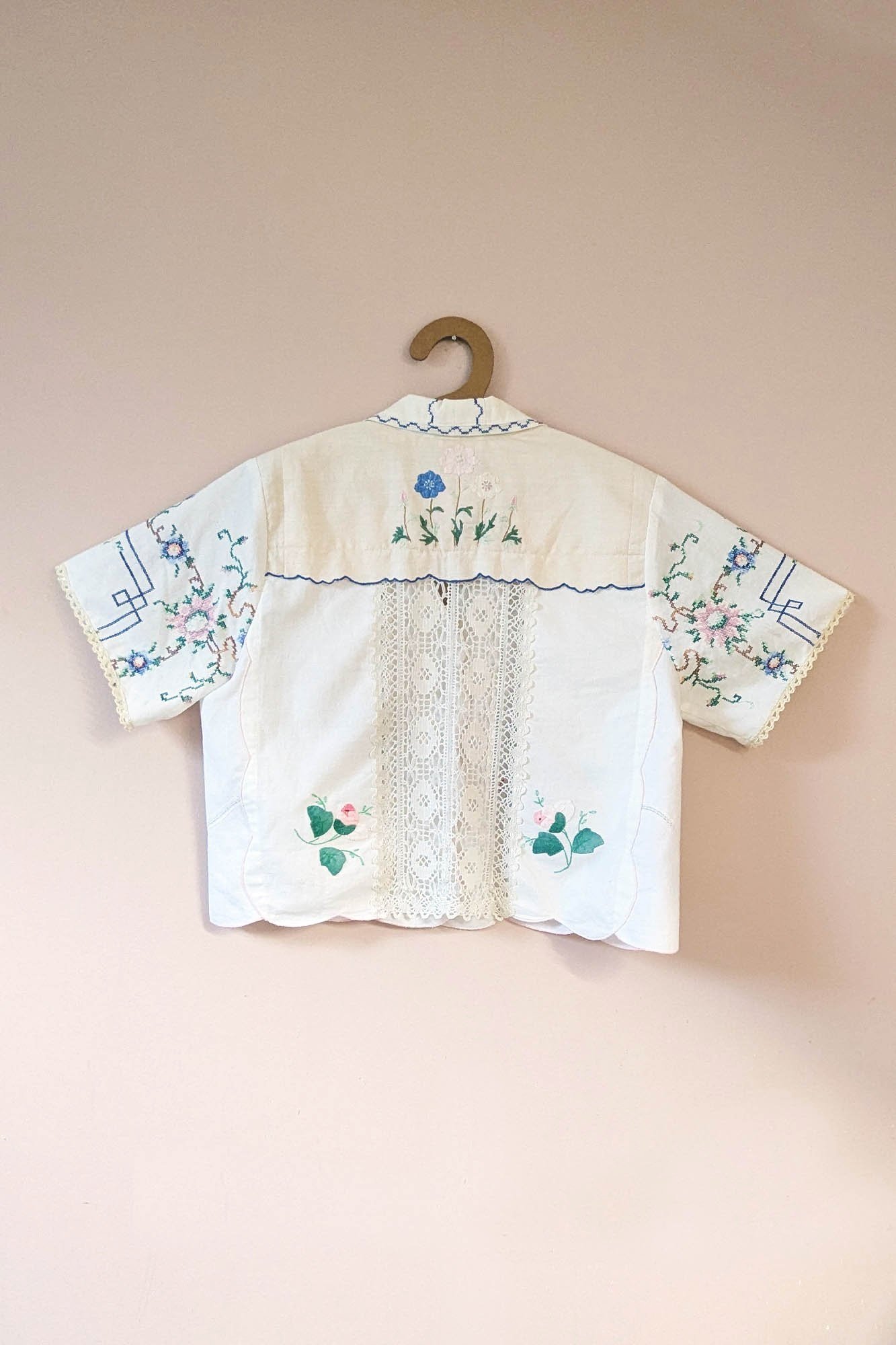 retro floral embroidered shirt