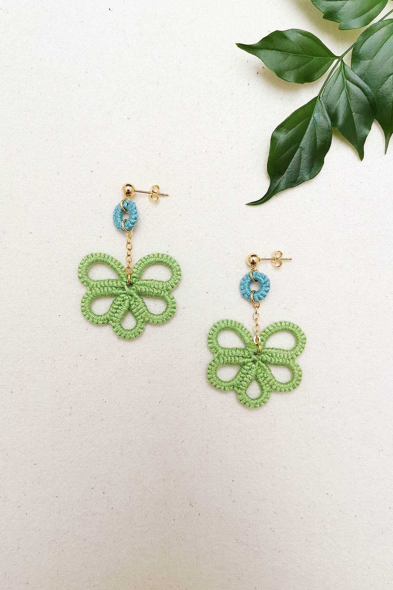 Green teal leaf dangle earrings