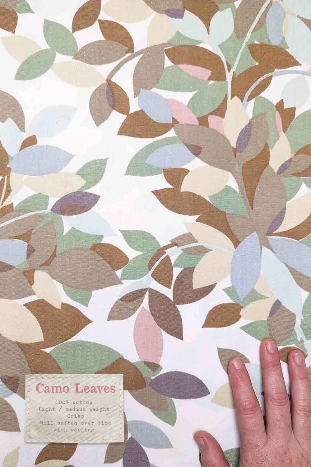 retro leaf print