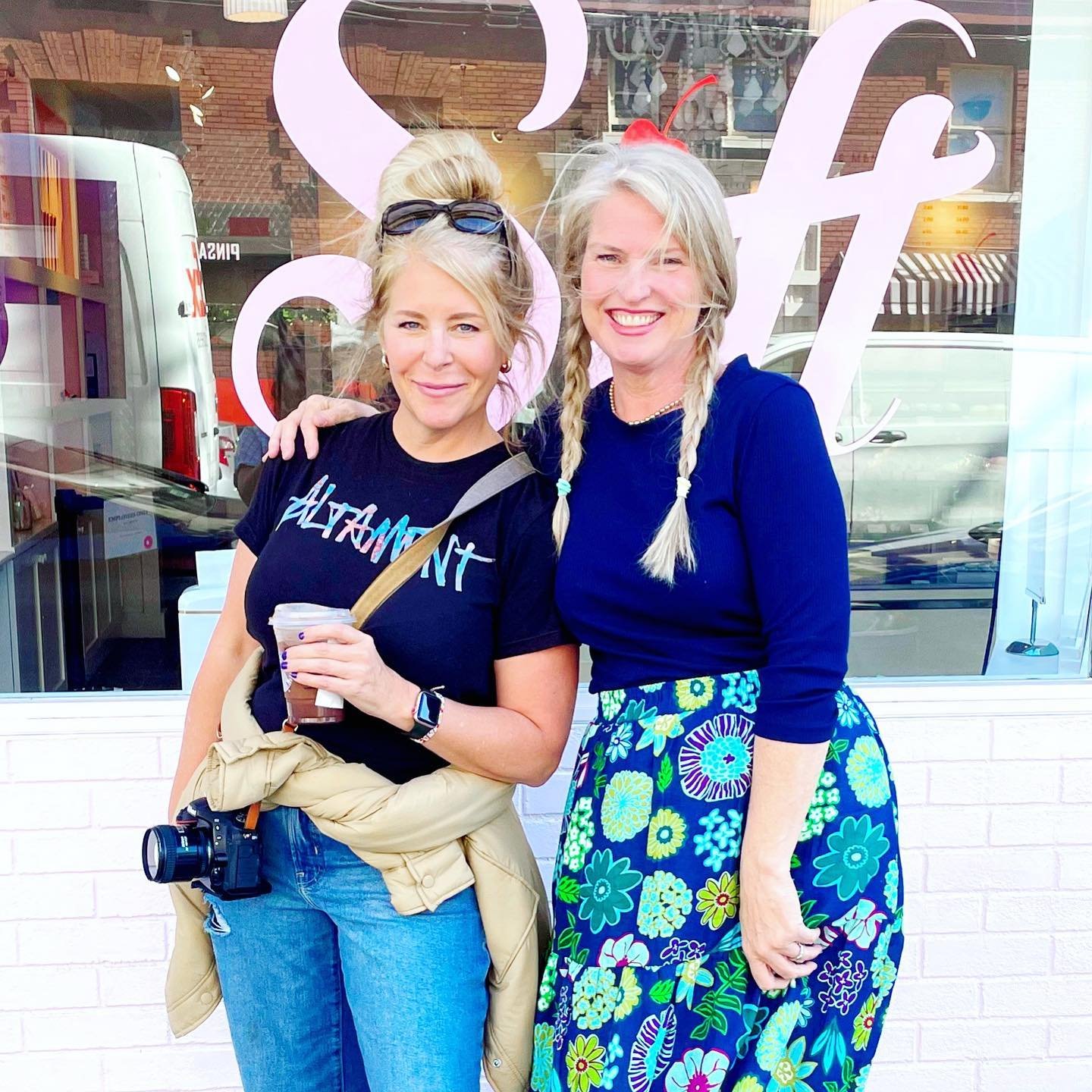 Loooooved my photo shoot with @lesleyevers today! We wandered around SF on this beautiful September day and photographed lots of amazing outfits, designed by Lesley! Our model Stephanie was a total pro too! I am one lucky photographer!! ❤️❤️❤️🍒🍒🍒