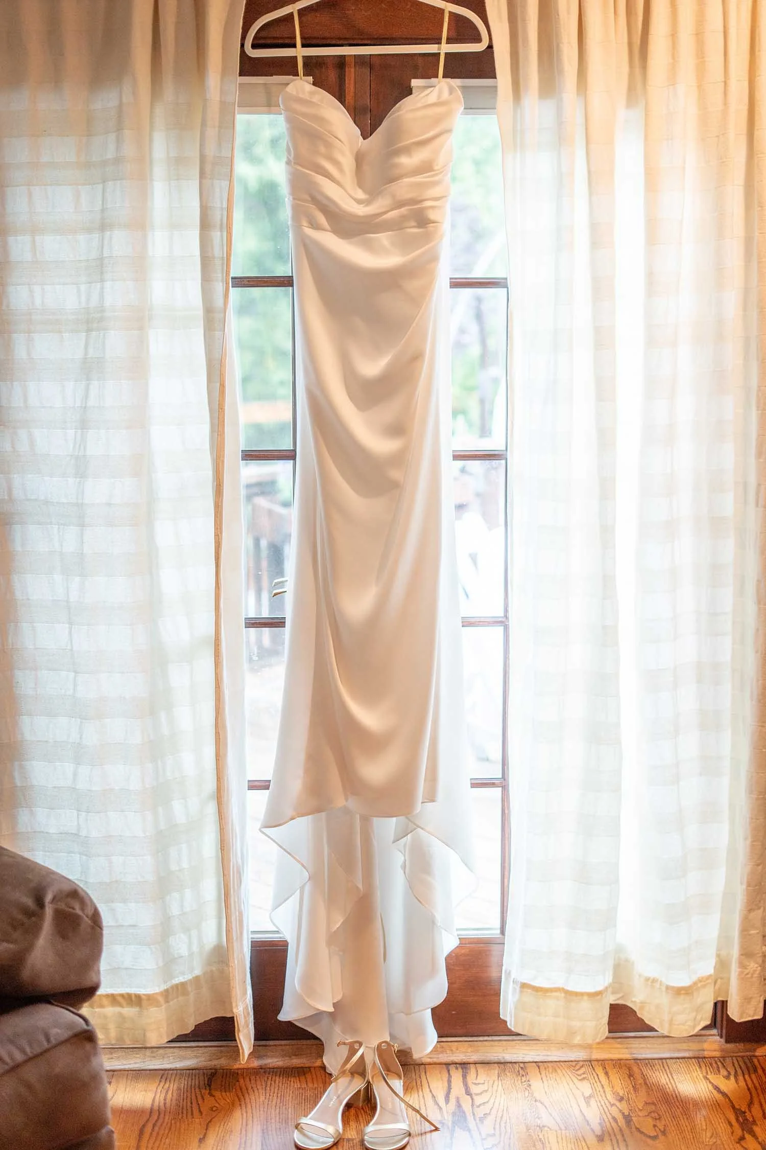 wedding dress mill valley.jpg