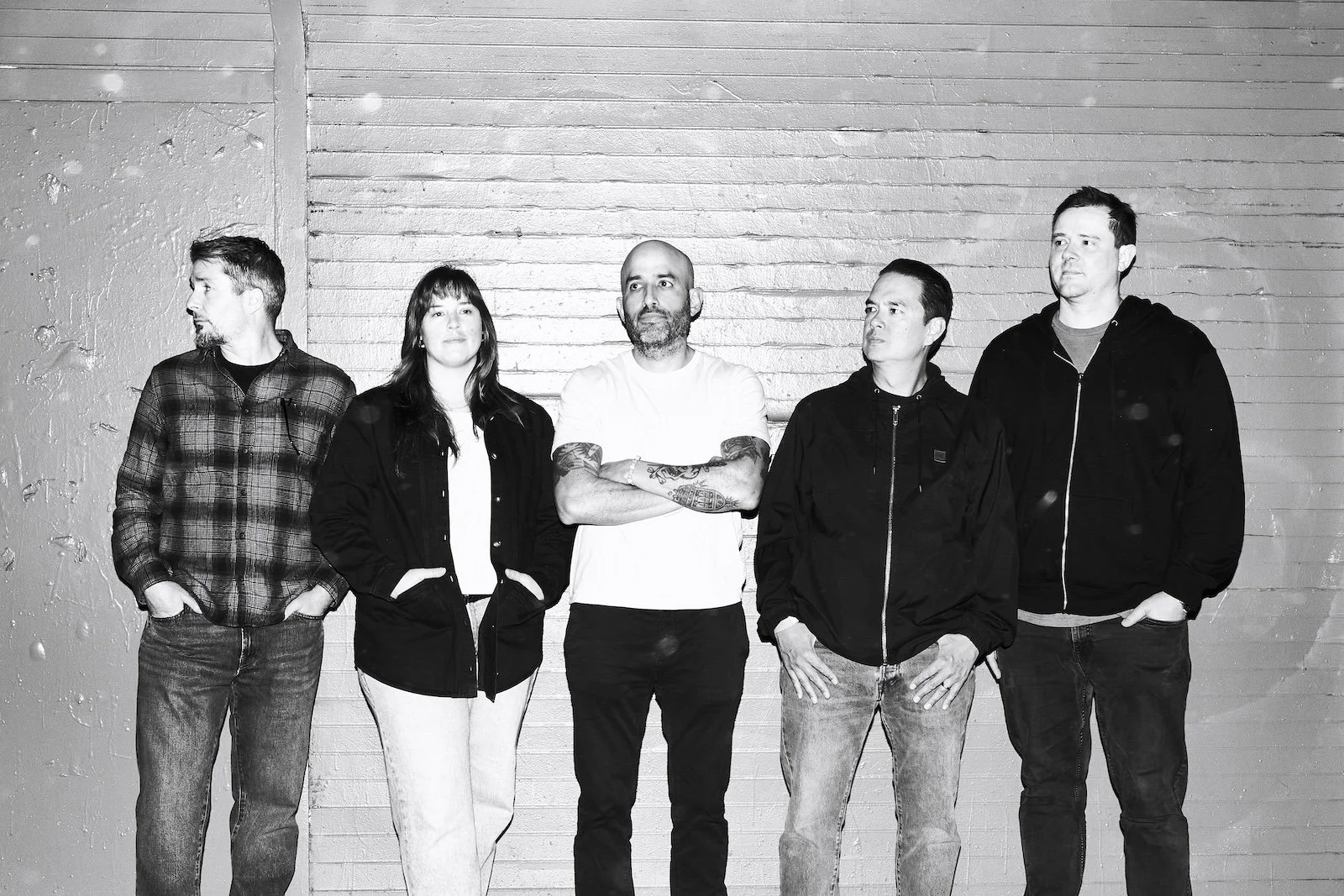Analog Dream explores the duality of cynicism and hope on ‘The Shape of Us’