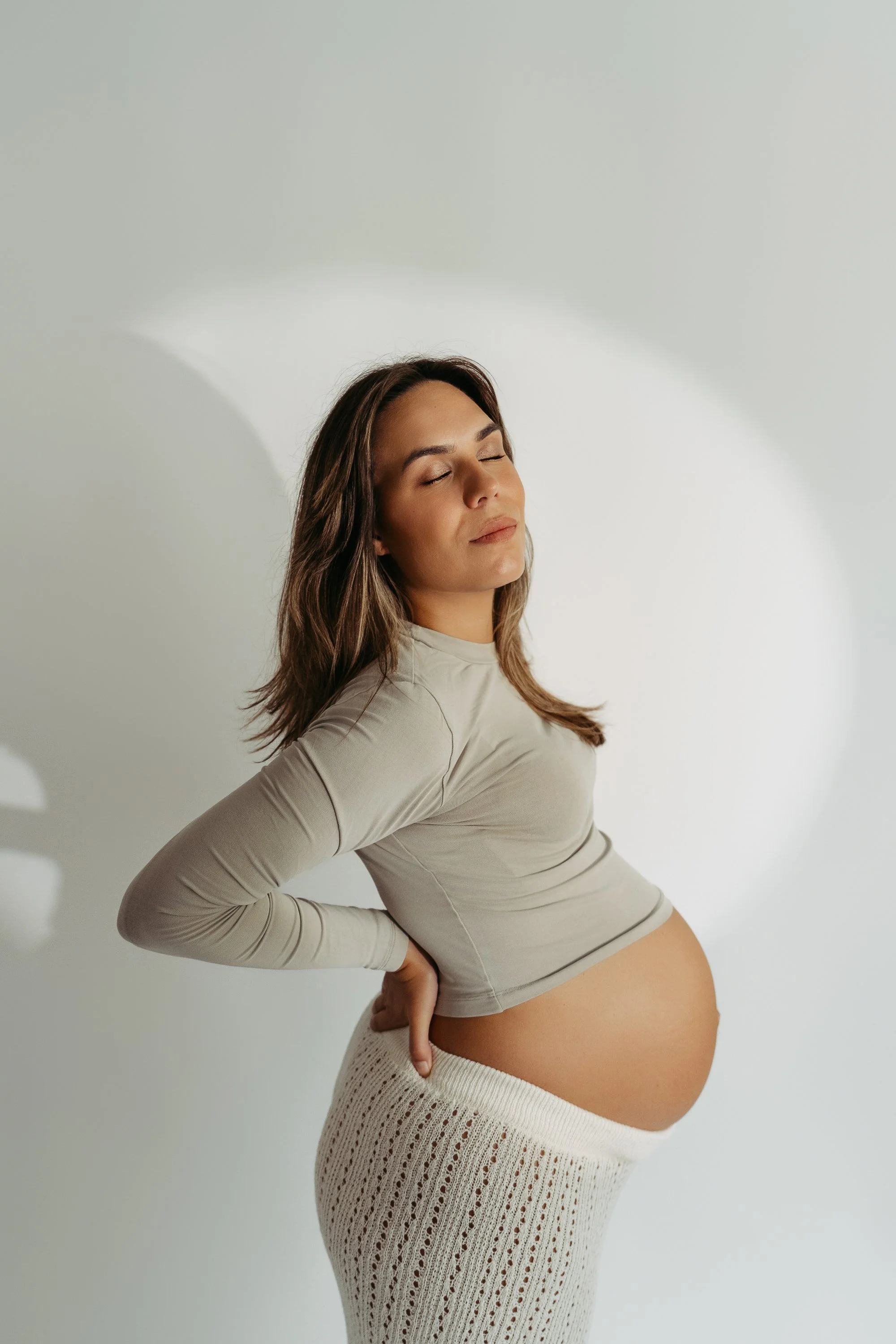 Studio Babybauch Shooting München indoor