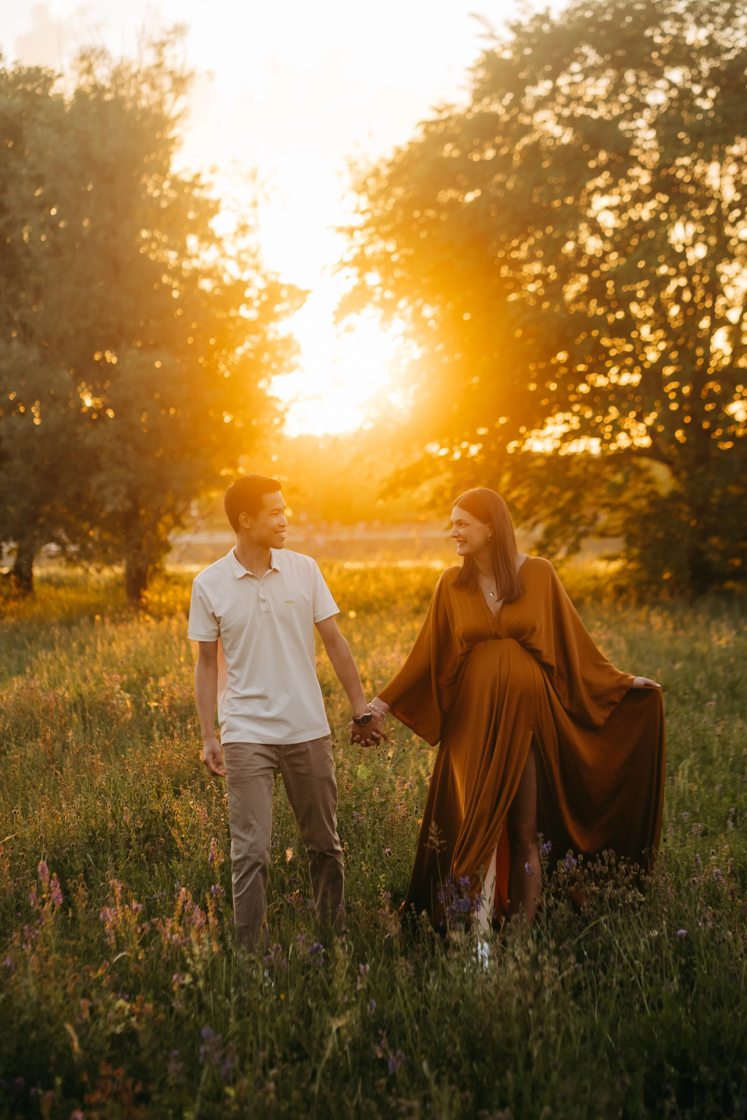 Outdoor Maternity Shooting München Babybauch