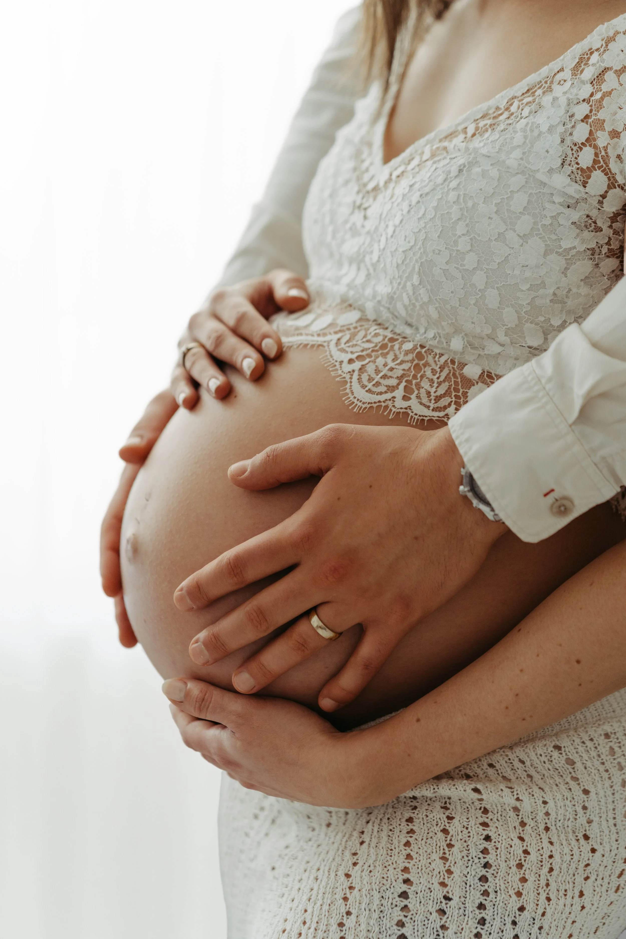 Studio Babybauch Shooting München indoor